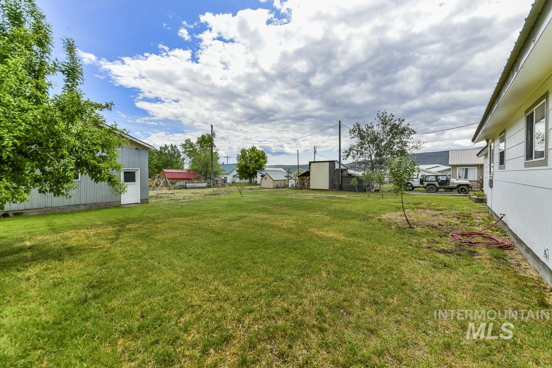 40 N 5th Street, Cambridge, Idaho 83610, 3 Bedrooms, 1.5 Bathrooms, Residential For Sale, Price $279,900, 98986981