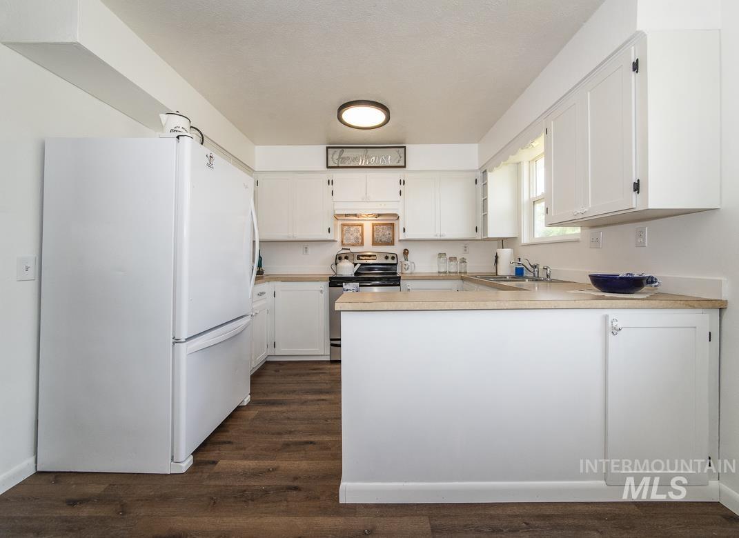 40 N 5th Street, Cambridge, Idaho 83610, 3 Bedrooms, 1.5 Bathrooms, Residential For Sale, Price $279,900, 98986981
