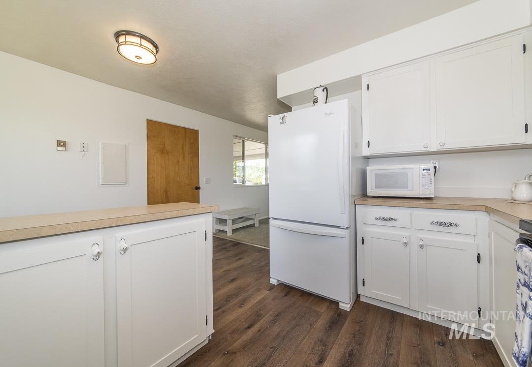 40 N 5th Street, Cambridge, Idaho 83610, 3 Bedrooms, 1.5 Bathrooms, Residential For Sale, Price $279,900, 98986981