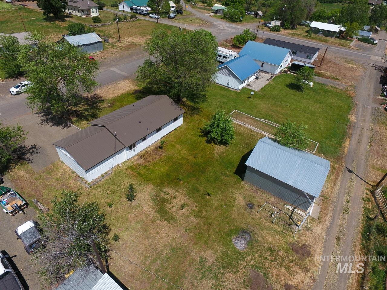 40 N 5th Street, Cambridge, Idaho 83610, 3 Bedrooms, 1.5 Bathrooms, Residential For Sale, Price $279,900, 98986981