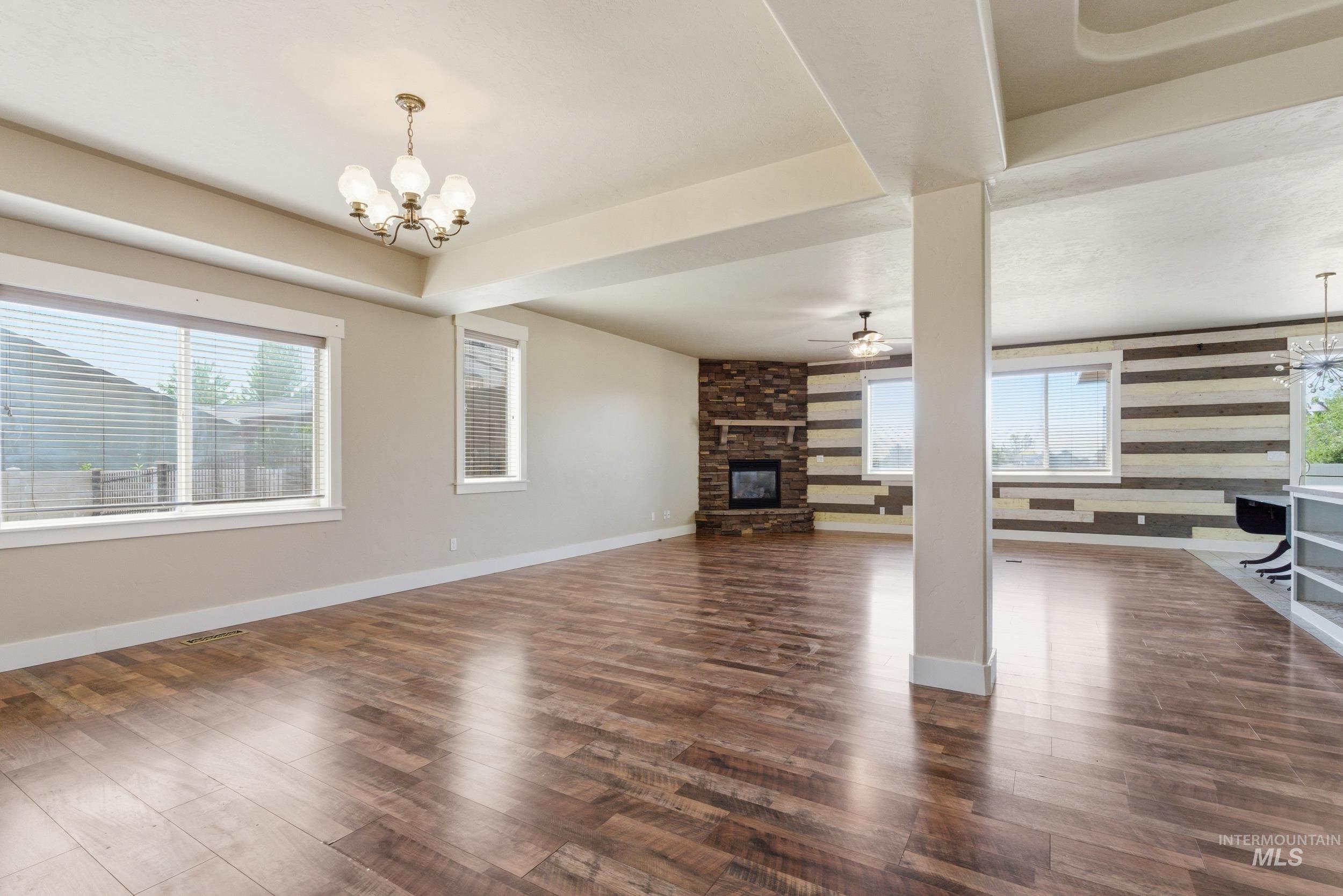 287 W Hidden Meadow Way, Middleton, Idaho 83644-5711, 3 Bedrooms, 2.5 Bathrooms, Residential For Sale, Price $799,900, 98986982