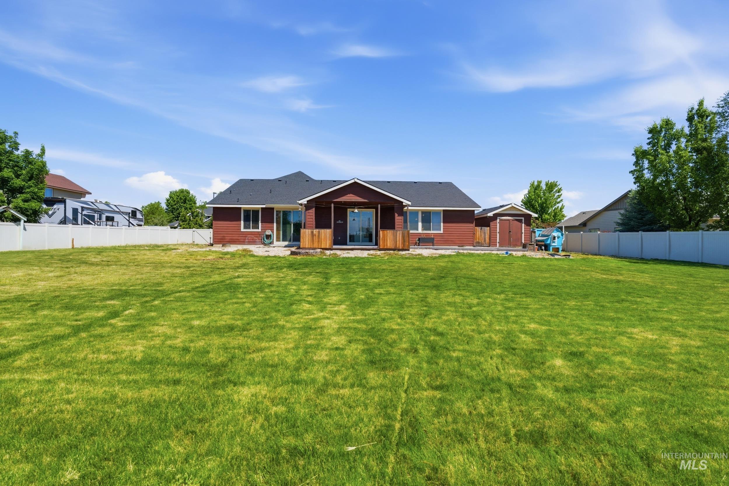 287 W Hidden Meadow Way, Middleton, Idaho 83644-5711, 3 Bedrooms, 2.5 Bathrooms, Residential For Sale, Price $799,900, 98986982