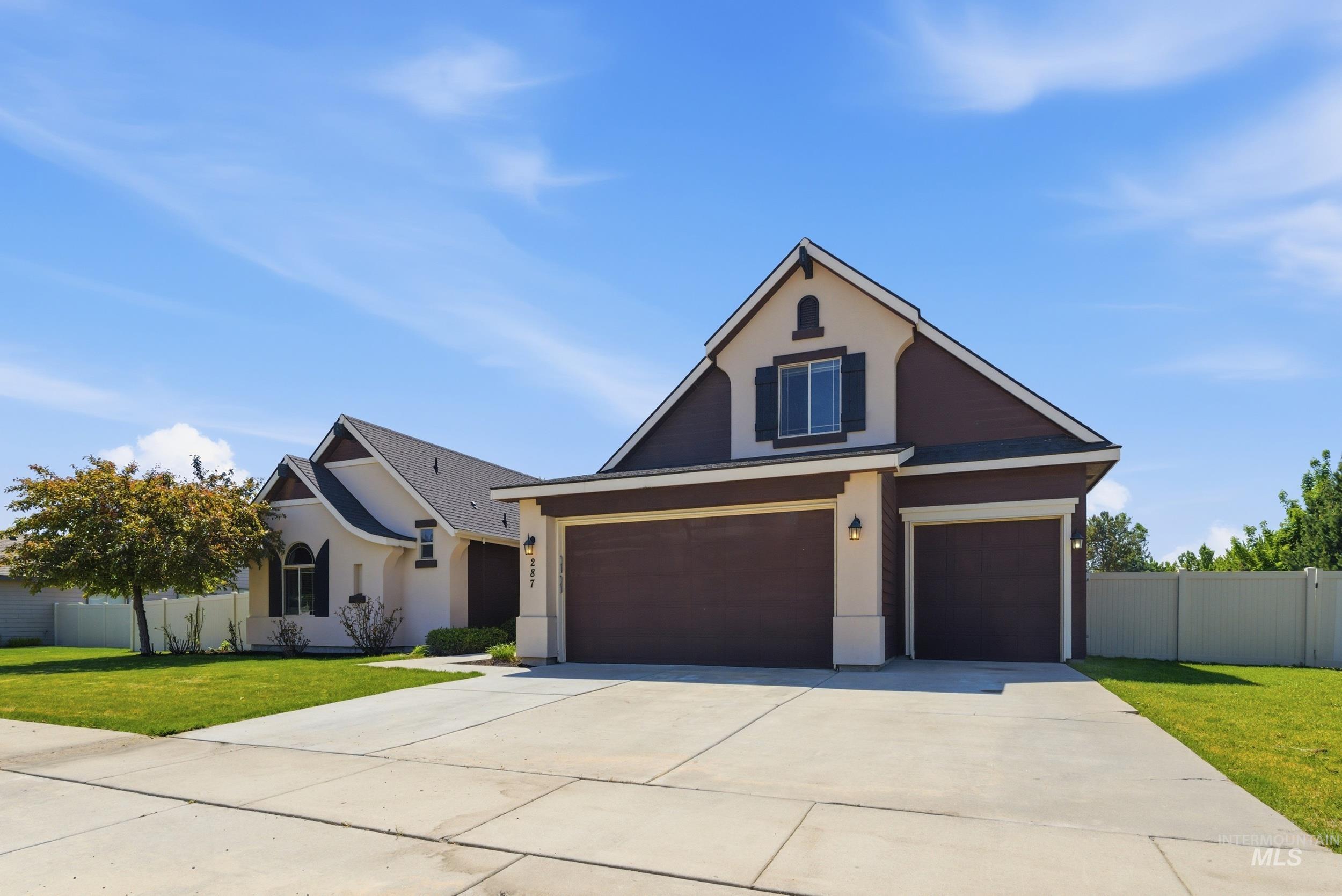 287 W Hidden Meadow Way, Middleton, Idaho 83644-5711, 3 Bedrooms, 2.5 Bathrooms, Residential For Sale, Price $799,900, 98986982