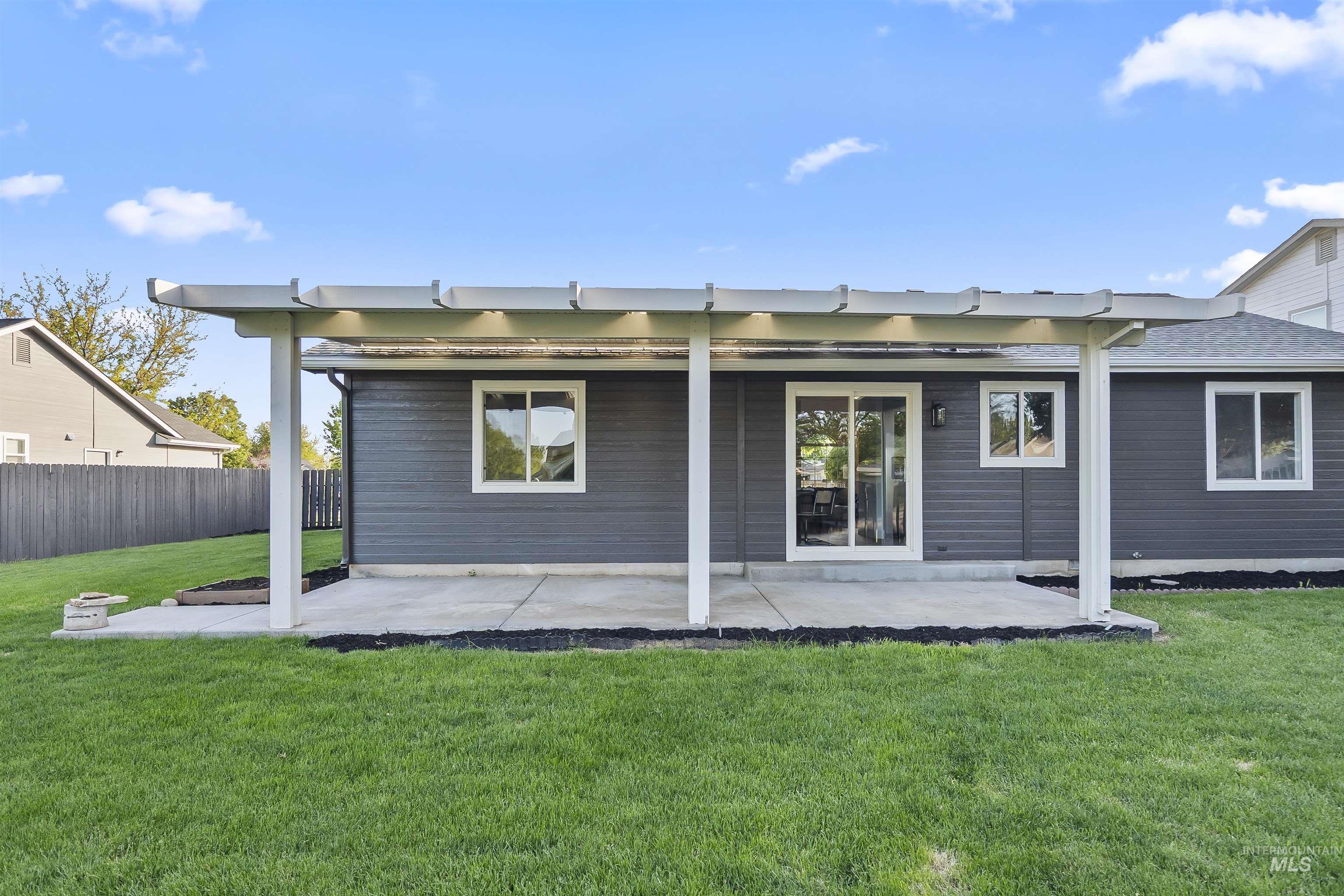 94 S Greenscape Lane, Nampa, Idaho 83687, 3 Bedrooms, 3 Bathrooms, Residential For Sale, Price $439,900, 98986986