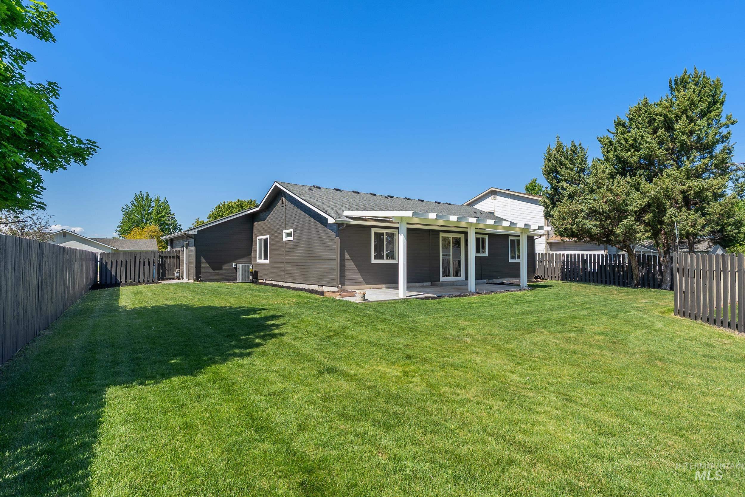 94 S Greenscape Lane, Nampa, Idaho 83687, 3 Bedrooms, 3 Bathrooms, Residential For Sale, Price $439,900, 98986986
