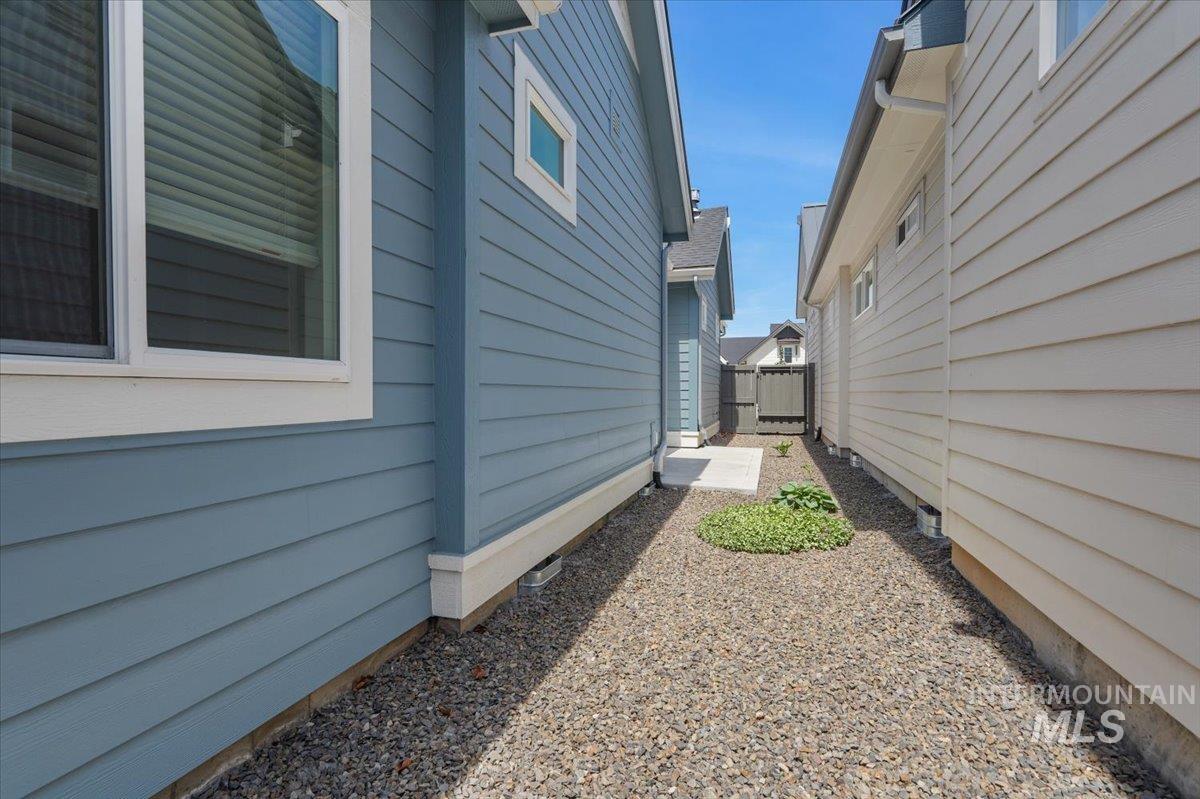3477 E Kalinga Ln, Meridian, Idaho 83642, 2 Bedrooms, 2 Bathrooms, Residential For Sale, Price $569,900, 98986987