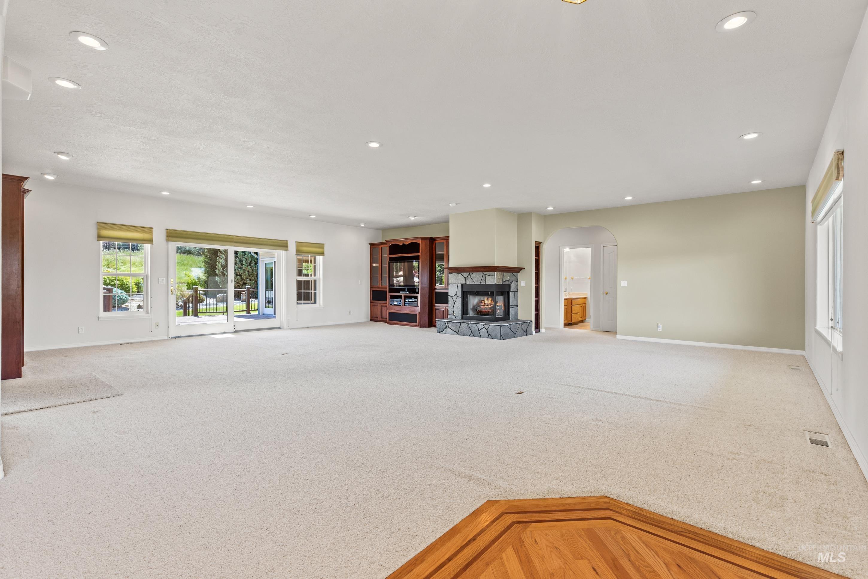 3060 Windfall Cir, Emmett, Idaho 83617-9098, 4 Bedrooms, 3 Bathrooms, Residential For Sale, Price $1,125,000, 98986991