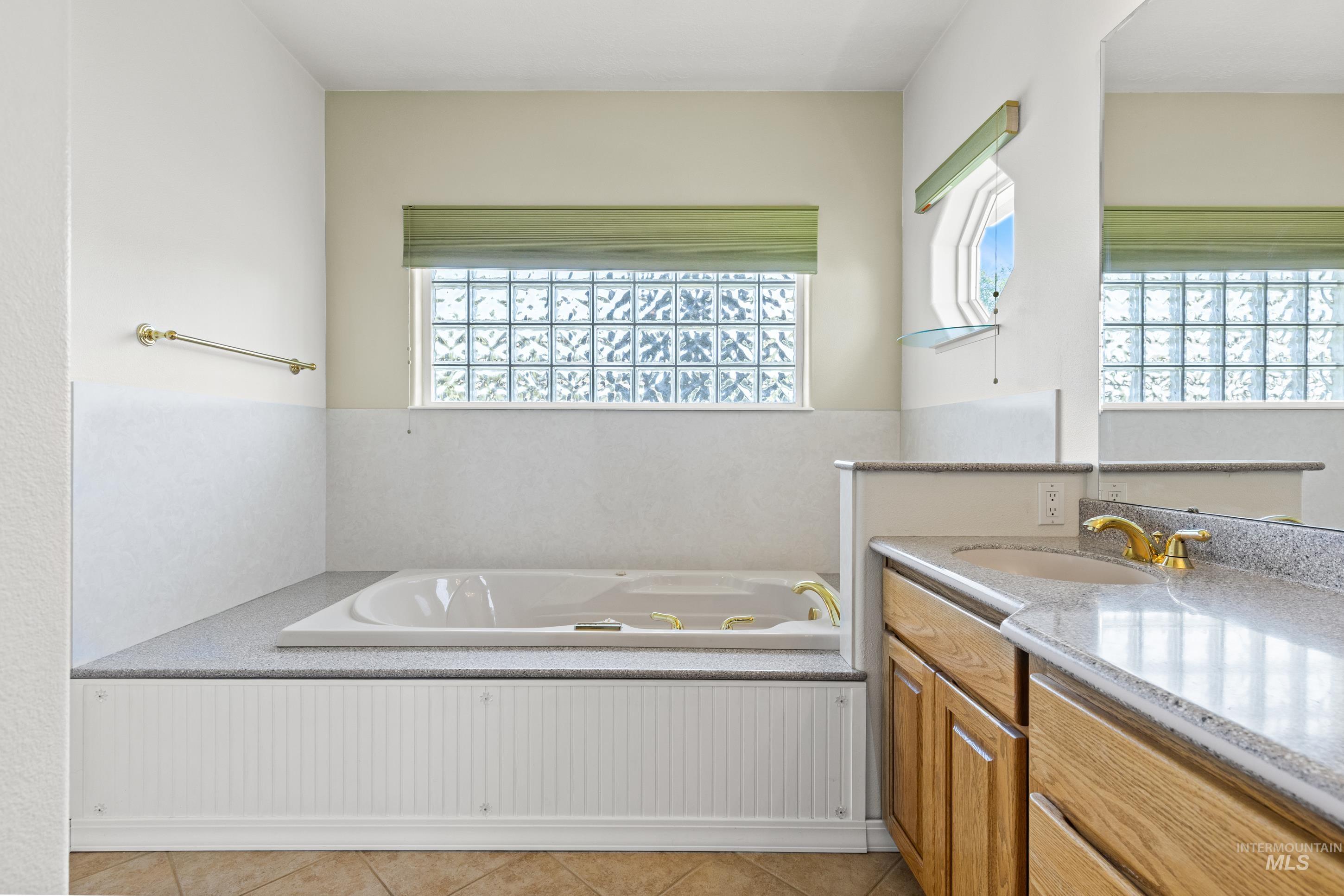 3060 Windfall Cir, Emmett, Idaho 83617-9098, 4 Bedrooms, 3 Bathrooms, Residential For Sale, Price $1,125,000, 98986991