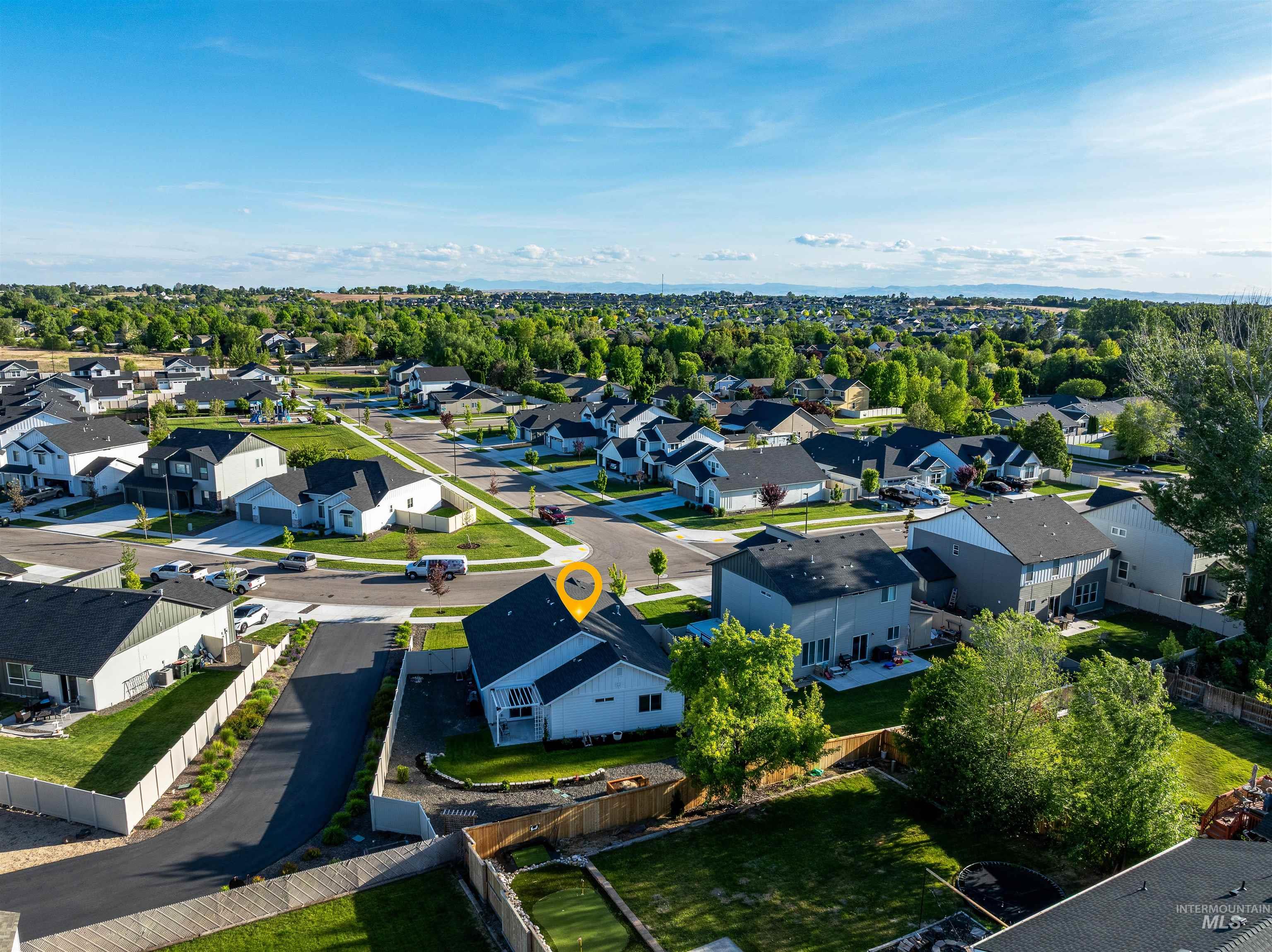 2904 S Alcamo Way, Meridian, Idaho 83642, 3 Bedrooms, 2 Bathrooms, Residential For Sale, Price $459,900, 98986994