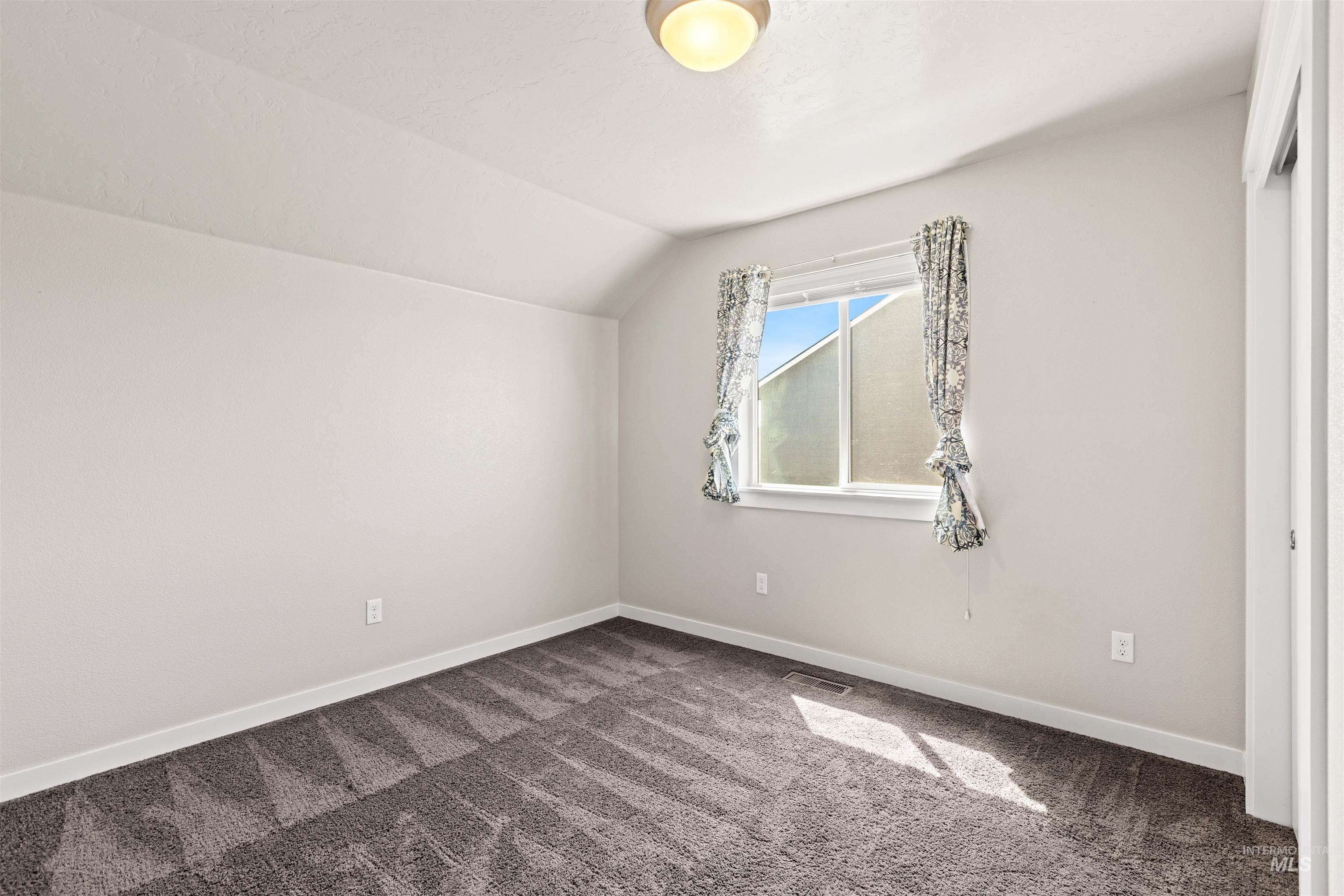929 N Union Way, Star, Idaho 83669, 3 Bedrooms, 2.5 Bathrooms, Residential For Sale, Price $485,000, 98986997