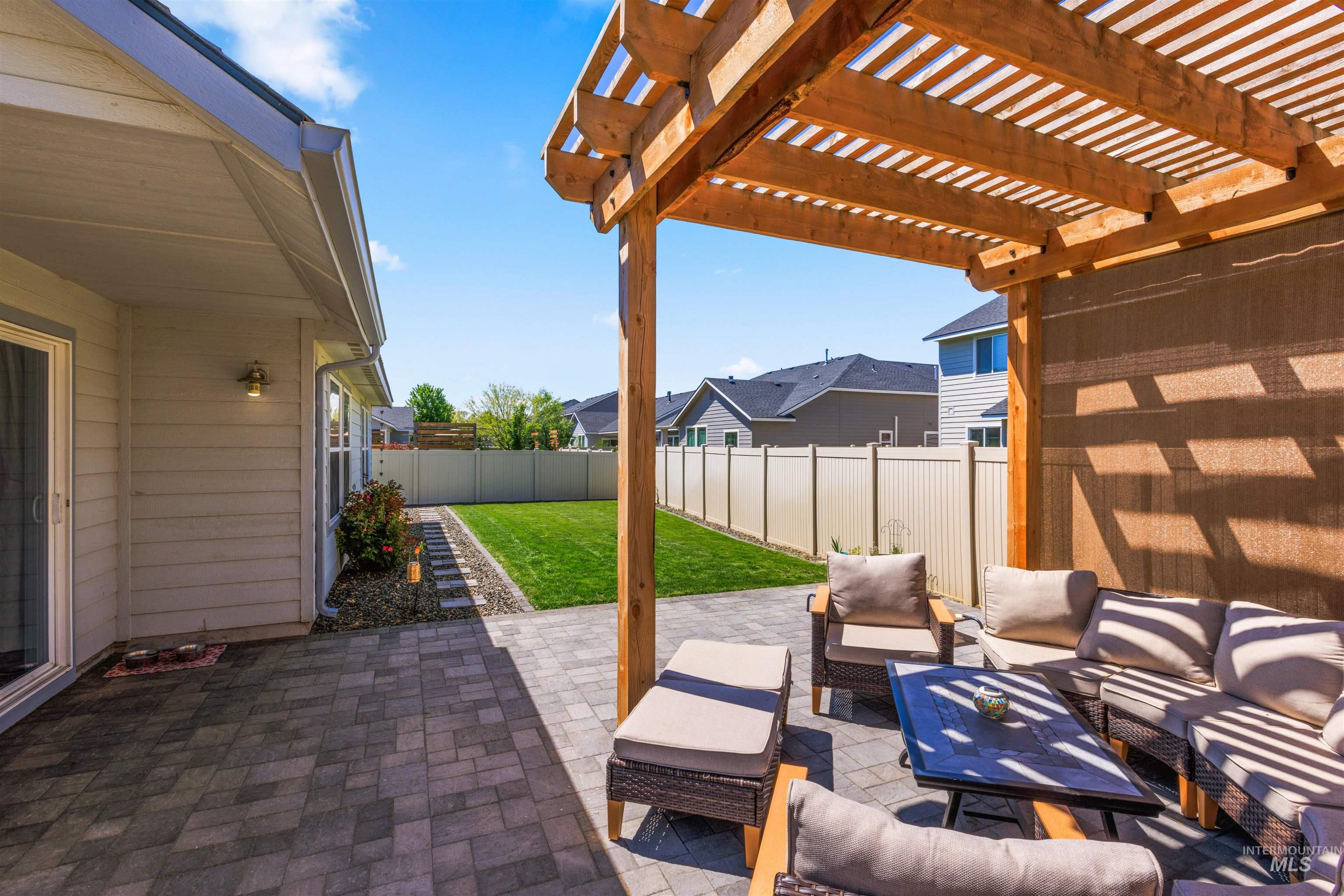 929 N Union Way, Star, Idaho 83669, 3 Bedrooms, 2.5 Bathrooms, Residential For Sale, Price $485,000, 98986997