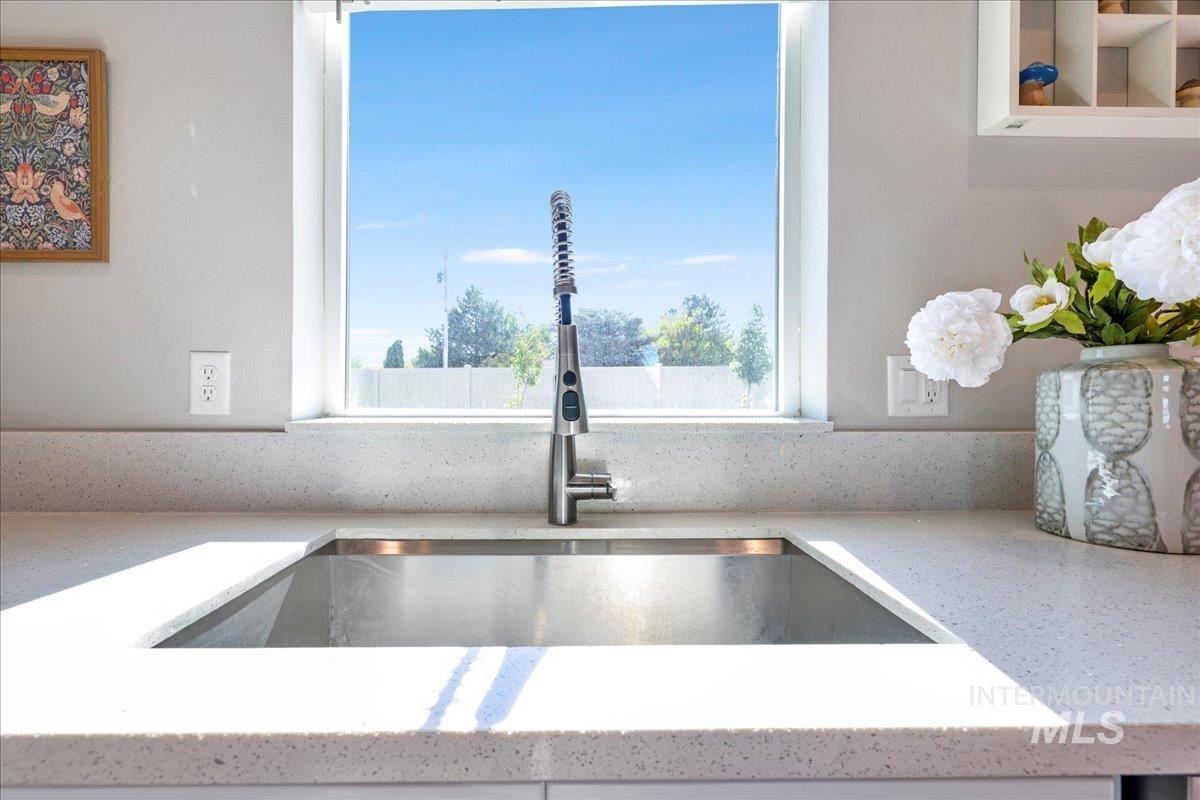 837 Trout Creek Way, Kimberly, Idaho 83341, 4 Bedrooms, 2 Bathrooms, Residential For Sale, Price $409,900, 98986998