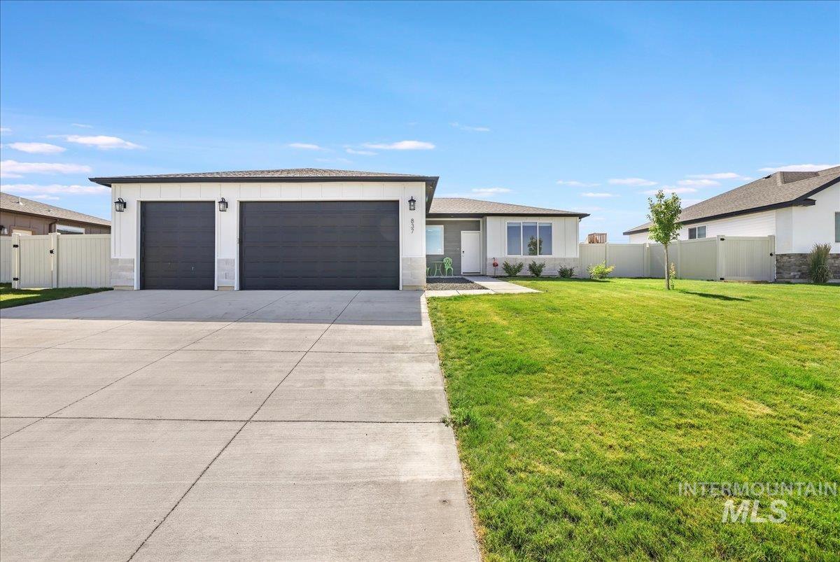 837 Trout Creek Way, Kimberly, Idaho 83341, 4 Bedrooms, 2 Bathrooms, Residential For Sale, Price $409,900, 98986998