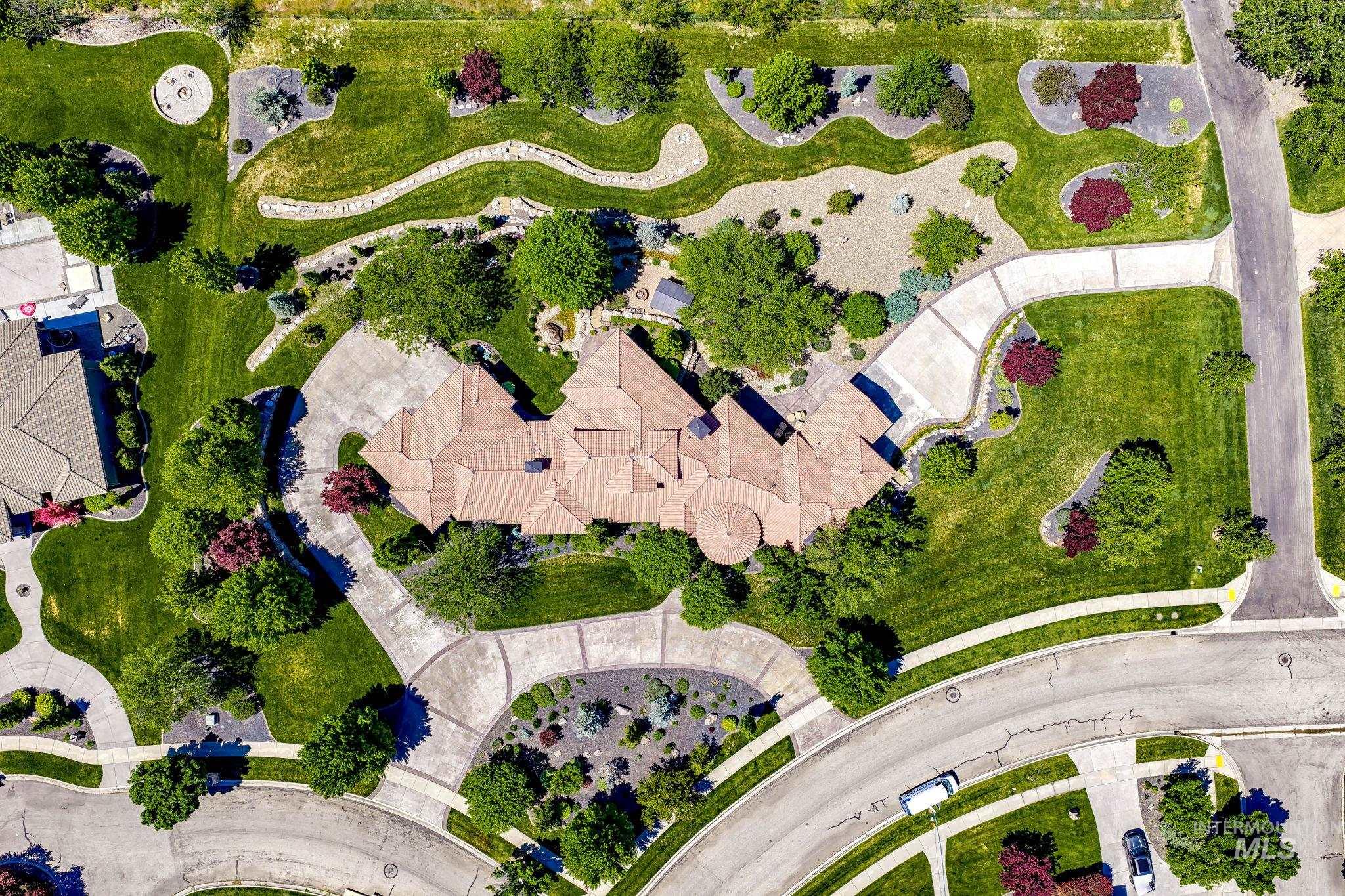 1795 N Moon Bello Way, Eagle, Idaho 83616-6996, 4 Bedrooms, 4.5 Bathrooms, Residential For Sale, Price $2,849,000, 98987005
