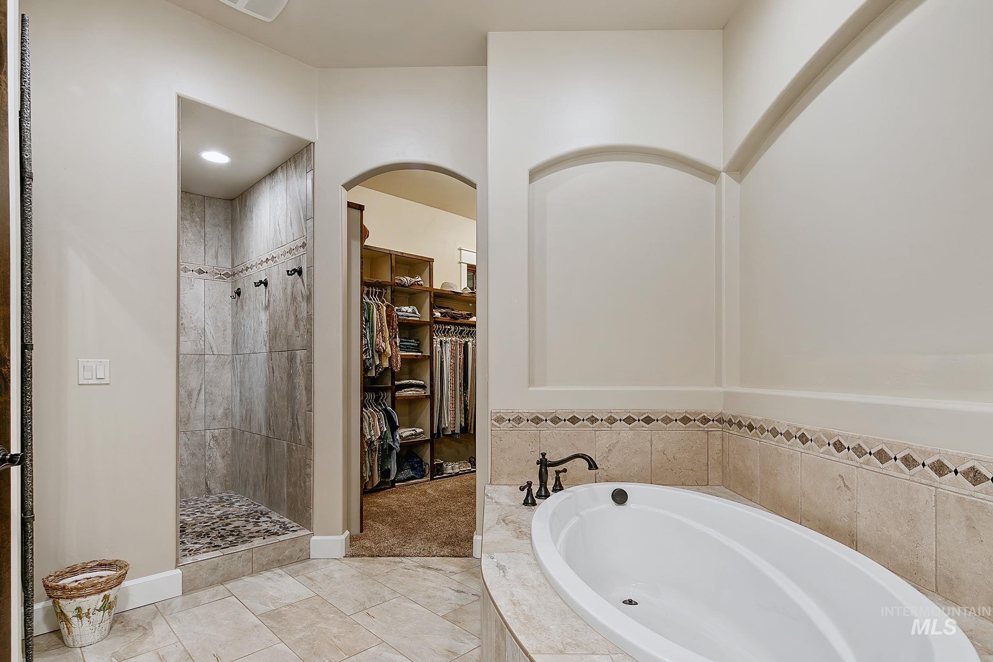 1795 N Moon Bello Way, Eagle, Idaho 83616-6996, 4 Bedrooms, 4.5 Bathrooms, Residential For Sale, Price $2,849,000, 98987005