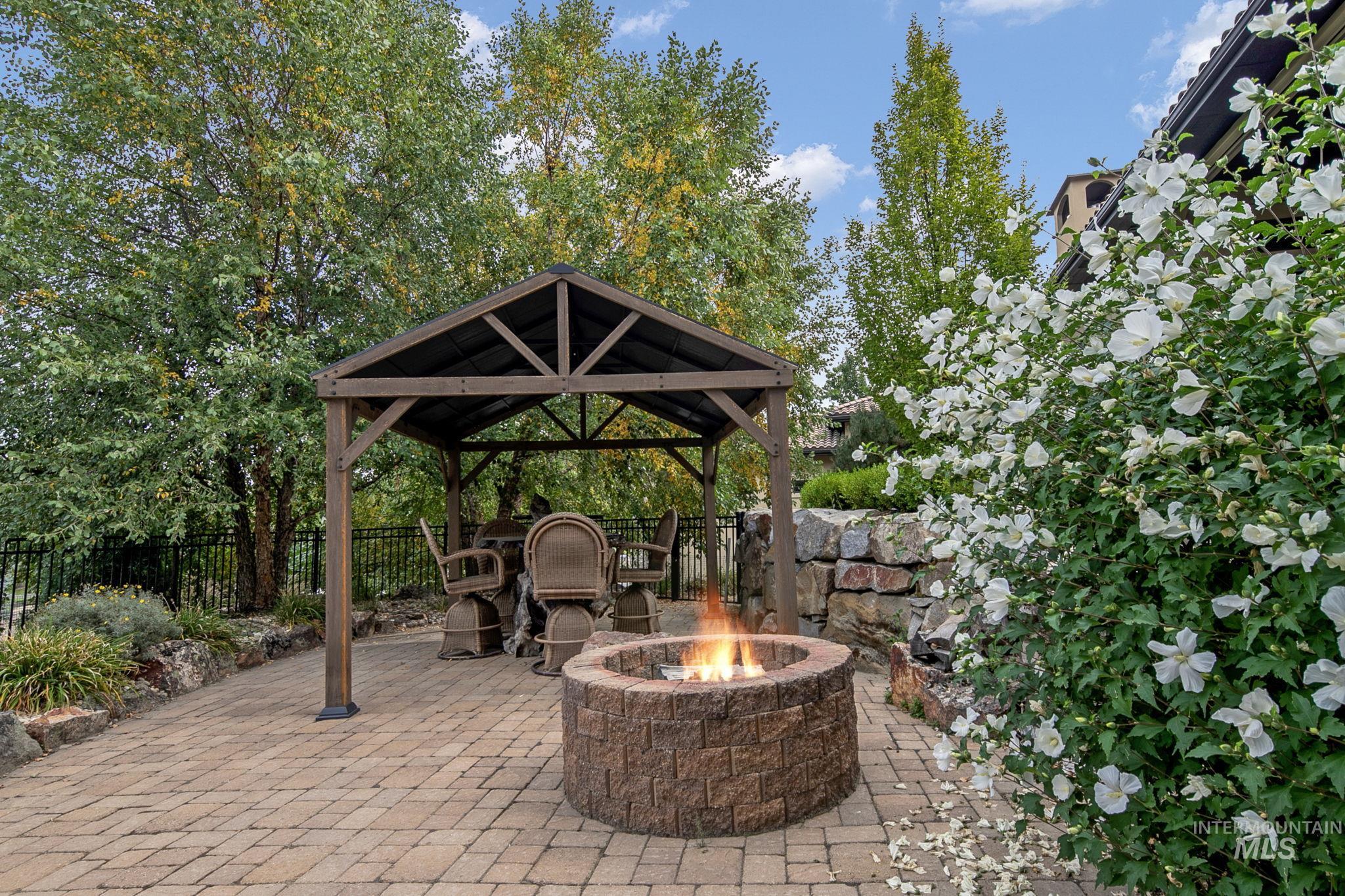 1795 N Moon Bello Way, Eagle, Idaho 83616-6996, 4 Bedrooms, 4.5 Bathrooms, Residential For Sale, Price $2,849,000, 98987005