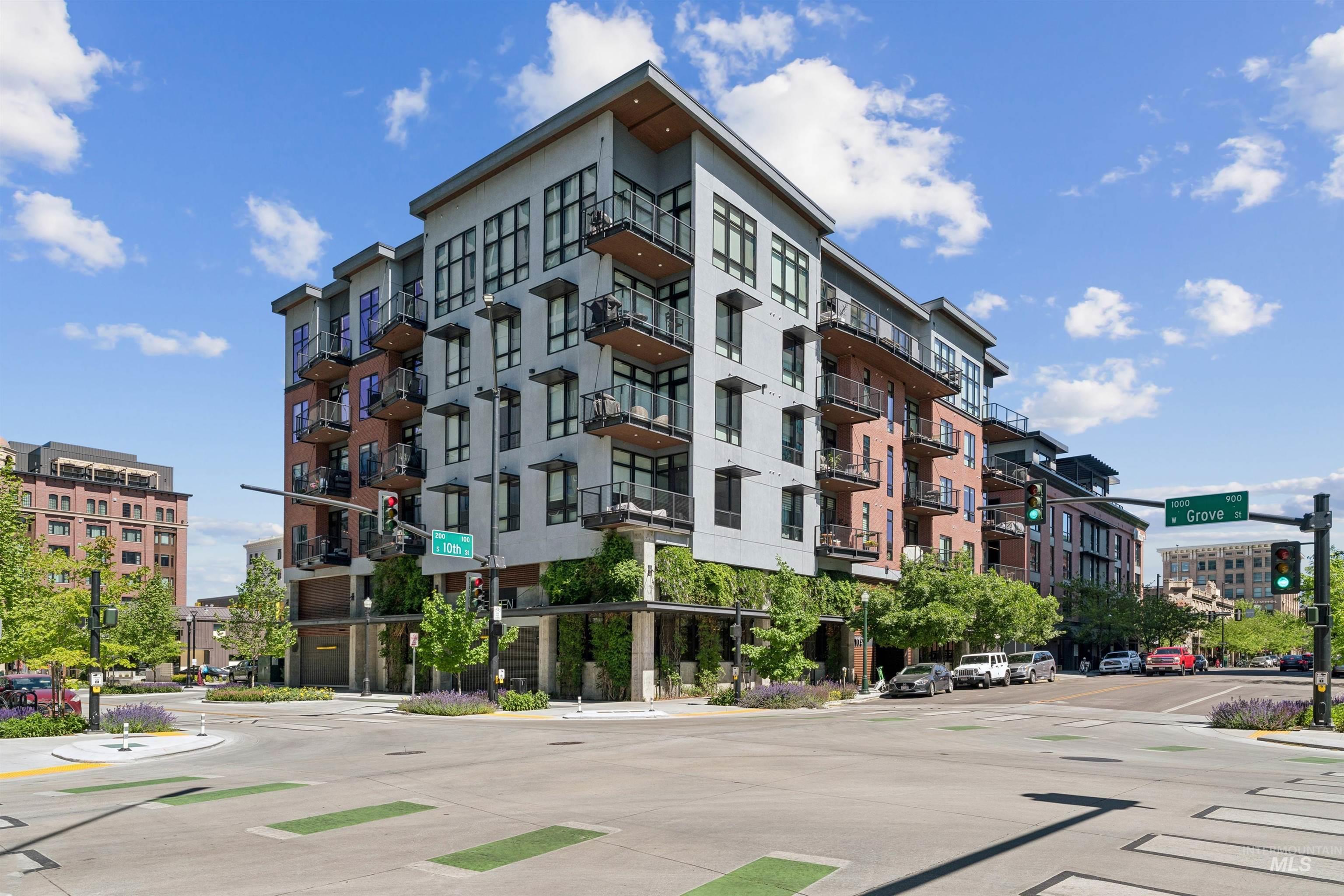 119 S 10th Street, Boise, Idaho 83702, 2 Bedrooms, 2 Bathrooms, Residential For Sale, Price $850,000, 98987009