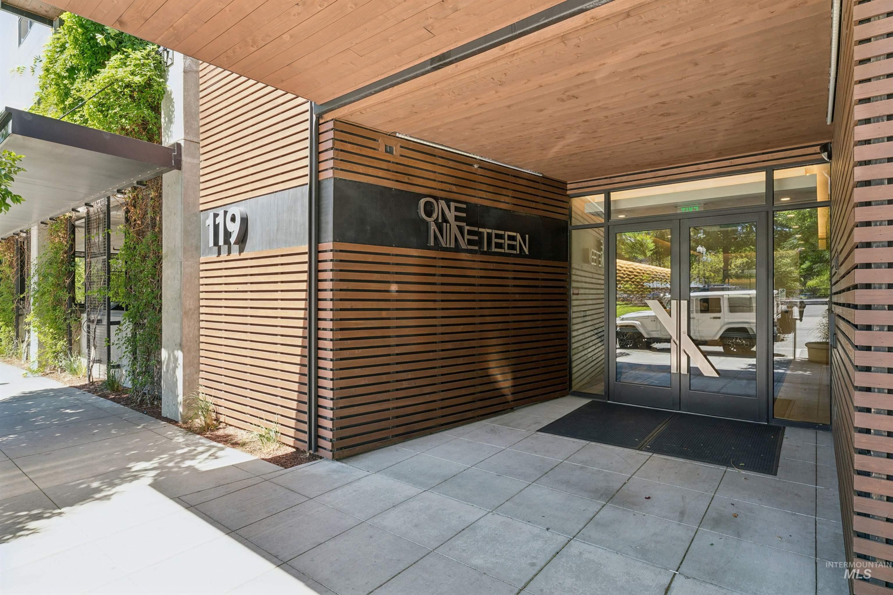119 S 10th Street, Boise, Idaho 83702, 2 Bedrooms, 2 Bathrooms, Residential For Sale, Price $850,000, 98987009