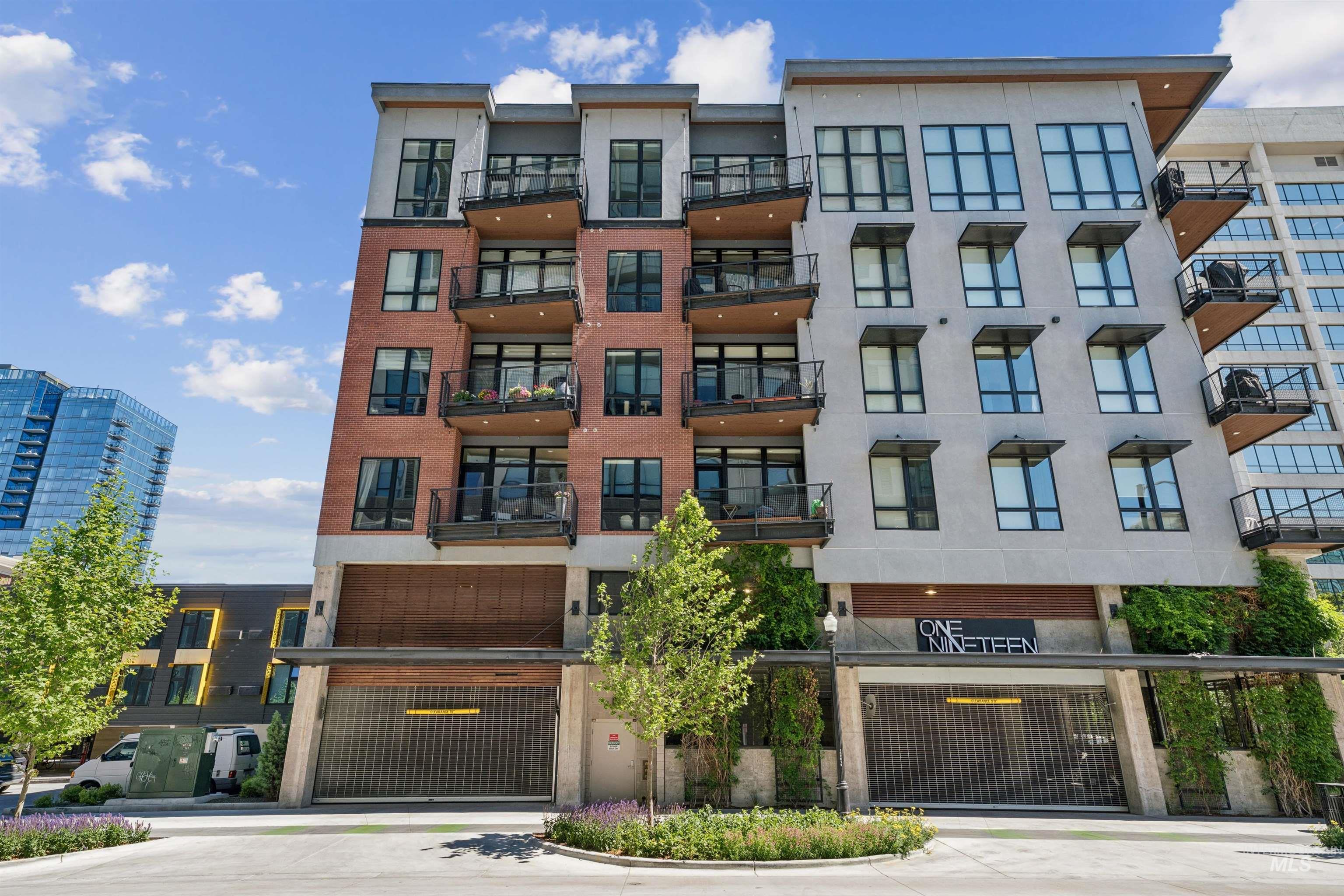 119 S 10th Street, Boise, Idaho 83702, 2 Bedrooms, 2 Bathrooms, Residential For Sale, Price $850,000, 98987009