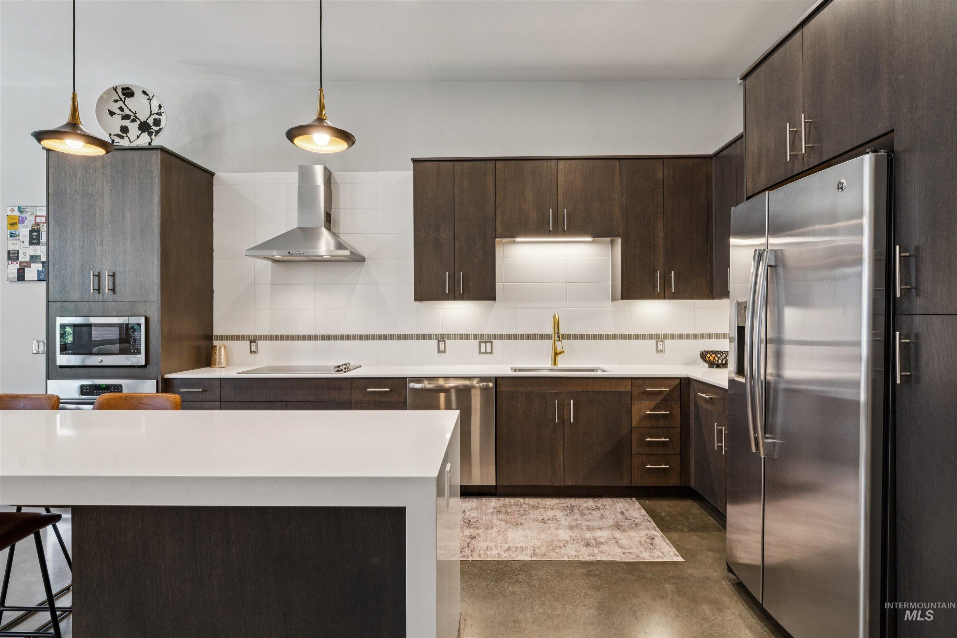 119 S 10th Street, Boise, Idaho 83702, 2 Bedrooms, 2 Bathrooms, Residential For Sale, Price $850,000, 98987009