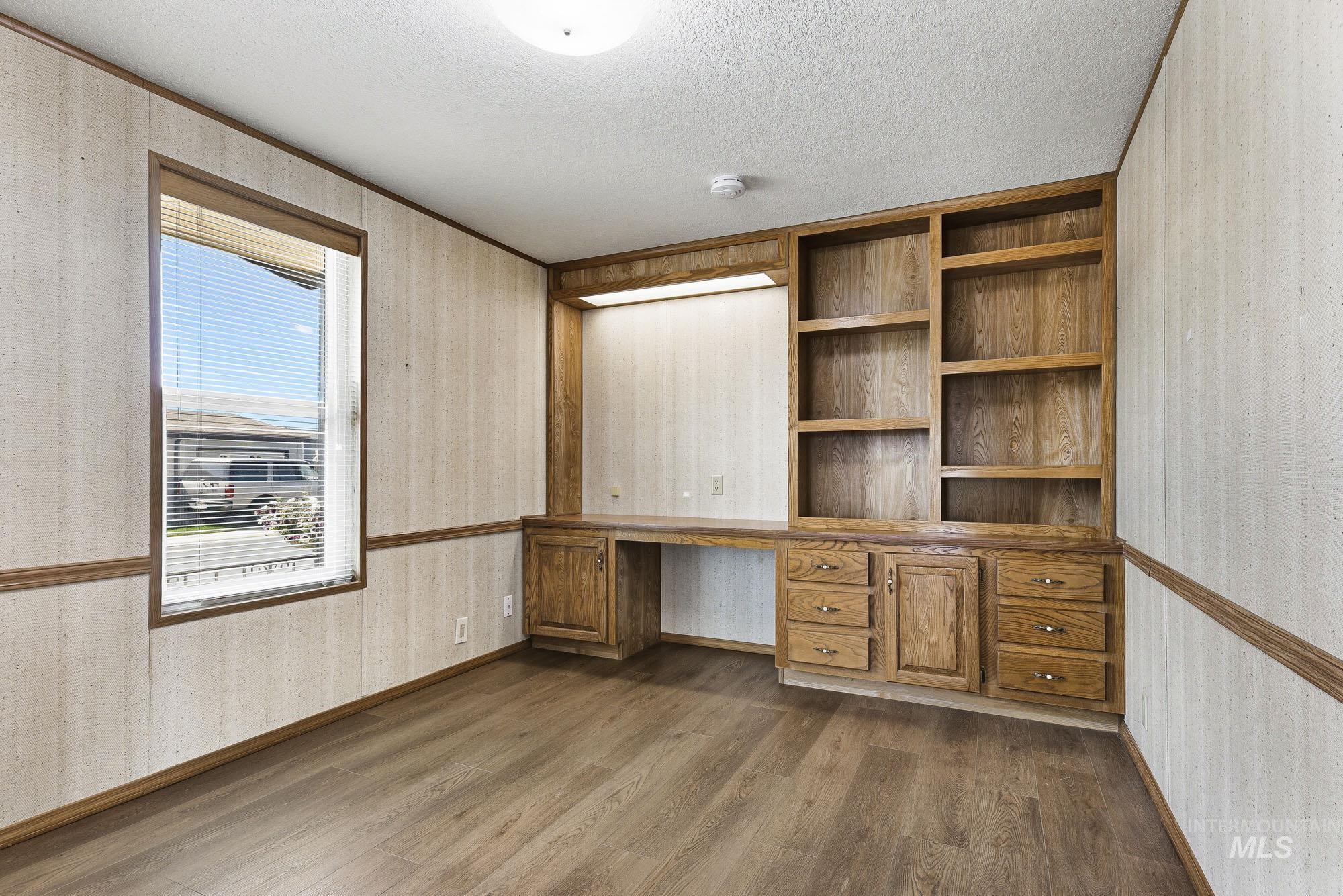 1907 W Flamingo Ave, Nampa, Idaho 83651-1683, 2 Bedrooms, 2 Bathrooms, Residential For Sale, Price $189,900, 98987013
