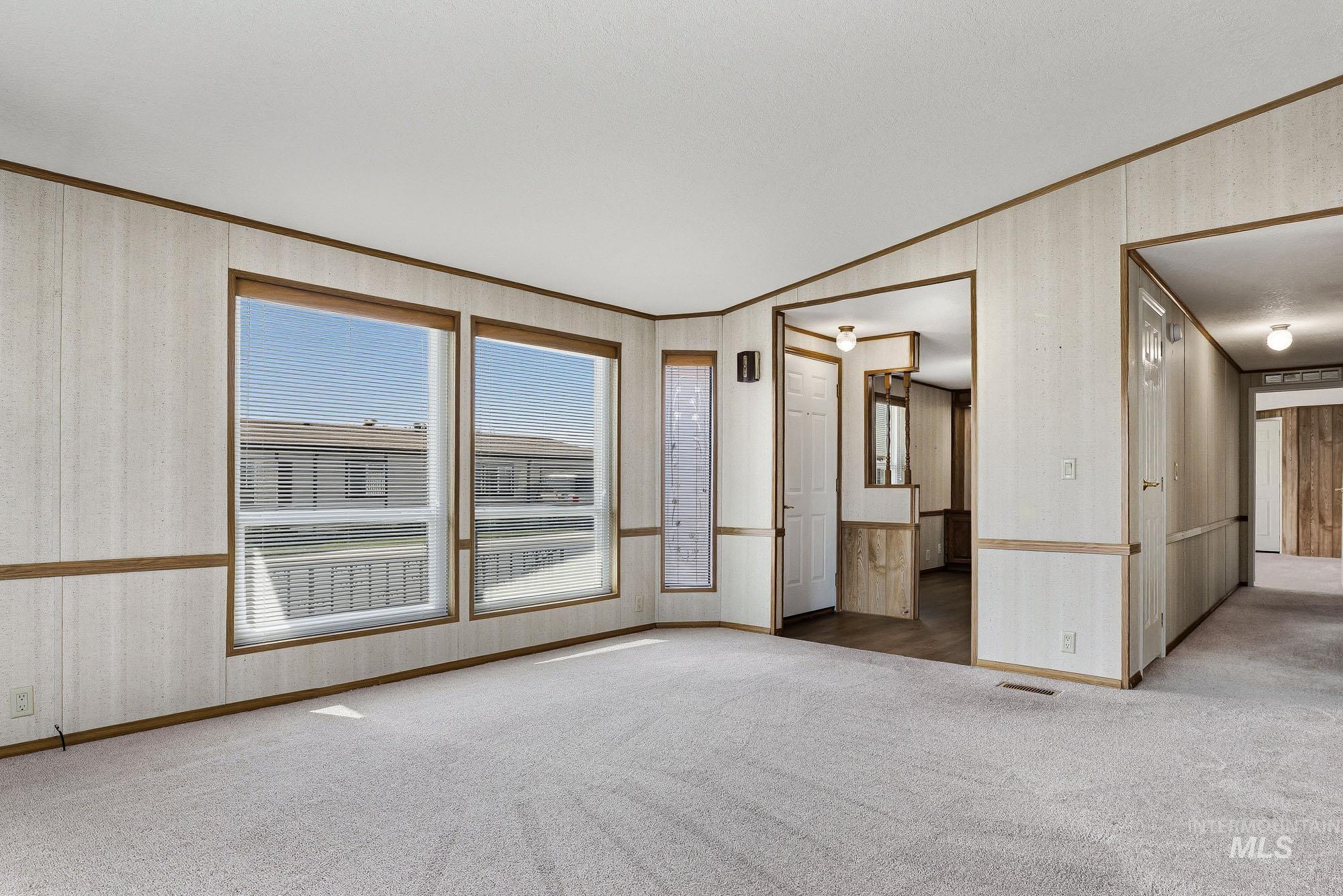 1907 W Flamingo Ave, Nampa, Idaho 83651-1683, 2 Bedrooms, 2 Bathrooms, Residential For Sale, Price $189,900, 98987013