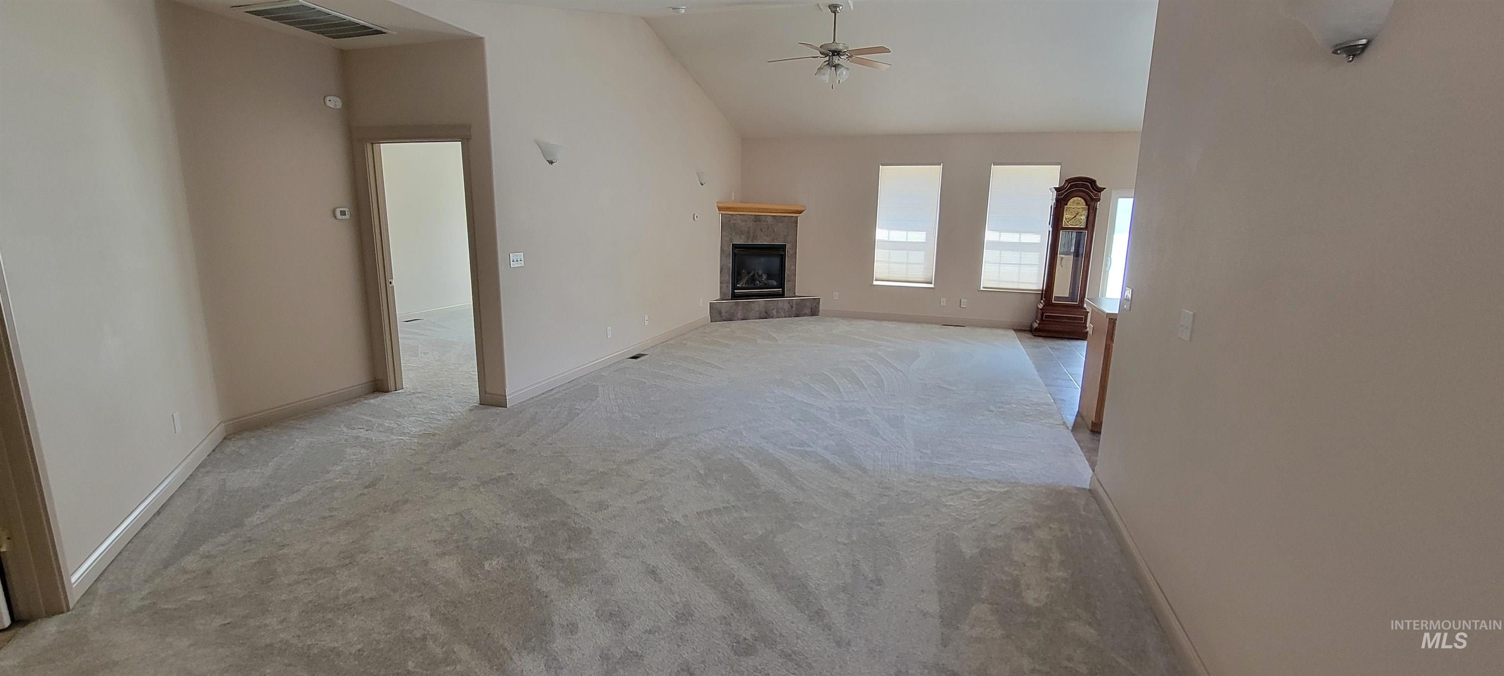1121 Liberty Circle, Clarkston, Washington 99403, 3 Bedrooms, 2 Bathrooms, Residential For Sale, Price $389,500, 98987015
