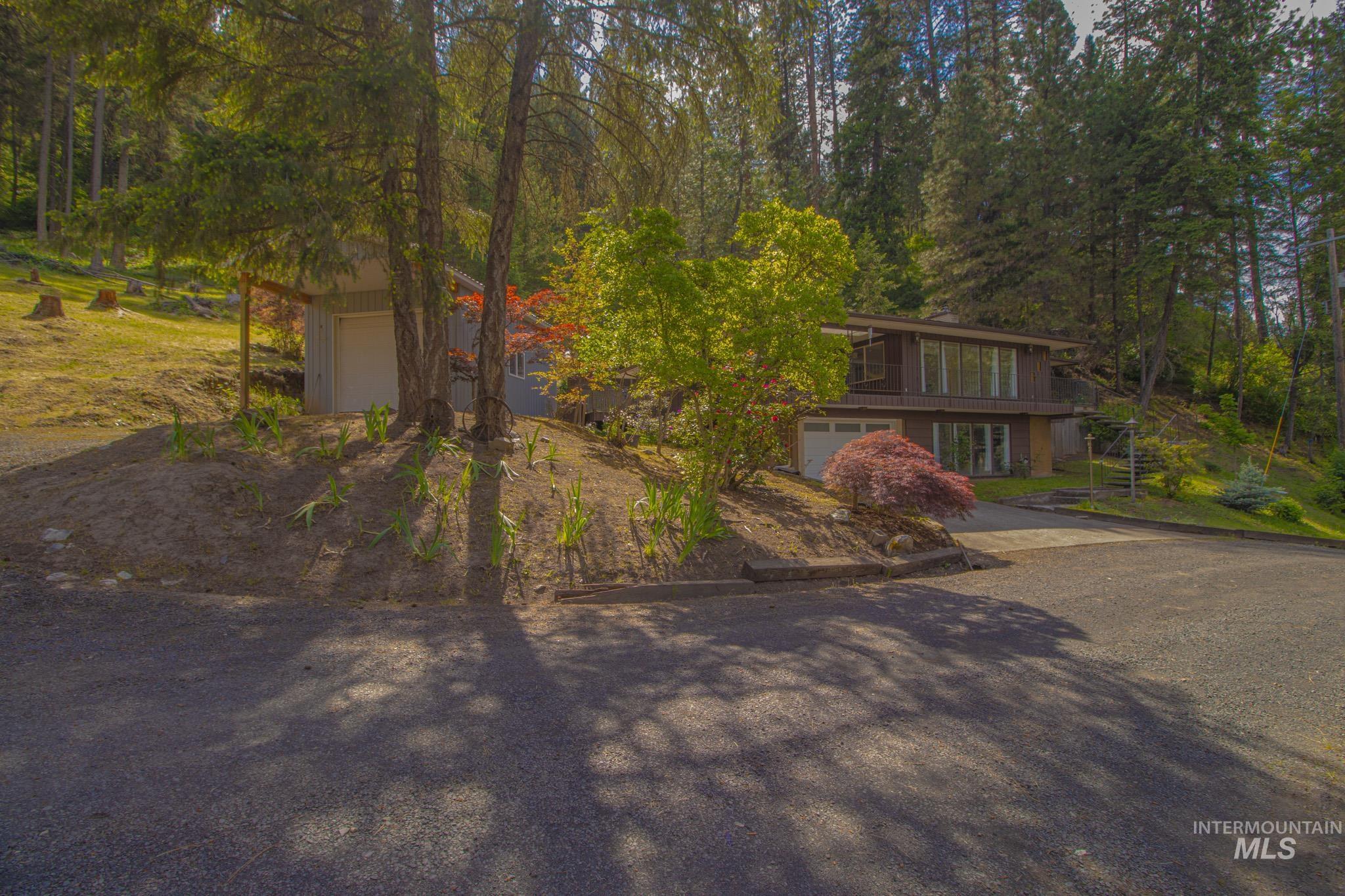 801 McArthur Dr, Orofino, Idaho 83544, 3 Bedrooms, 2 Bathrooms, Residential For Sale, Price $430,000, 98987016