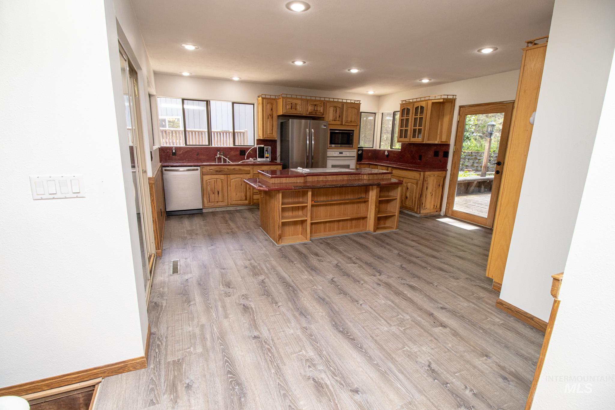 801 McArthur Dr, Orofino, Idaho 83544, 3 Bedrooms, 2 Bathrooms, Residential For Sale, Price $430,000, 98987016