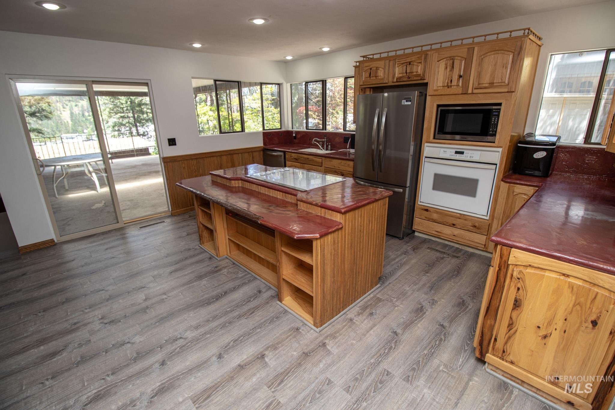 801 McArthur Dr, Orofino, Idaho 83544, 3 Bedrooms, 2 Bathrooms, Residential For Sale, Price $430,000, 98987016
