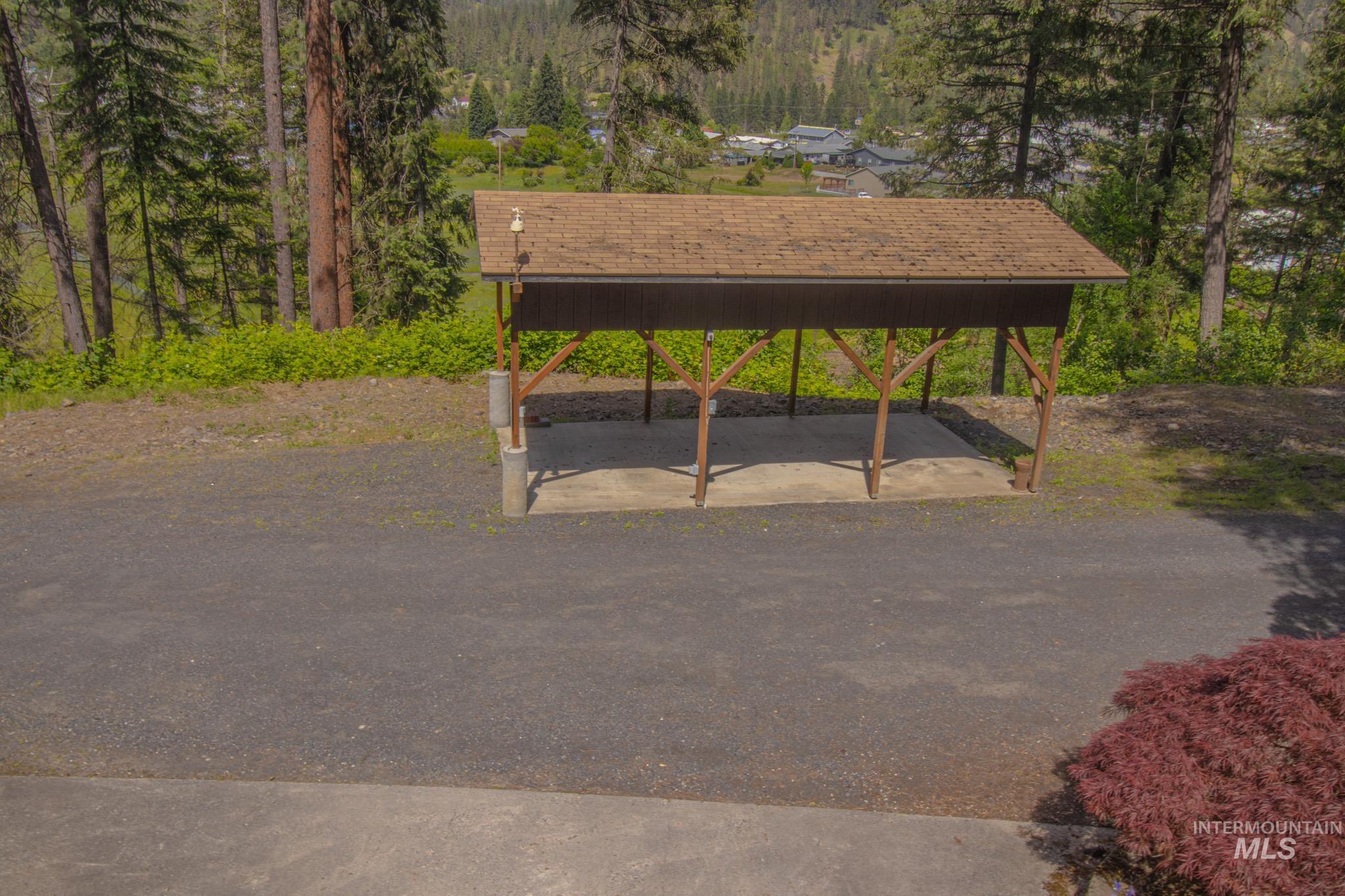 801 McArthur Dr, Orofino, Idaho 83544, 3 Bedrooms, 2 Bathrooms, Residential For Sale, Price $430,000, 98987016