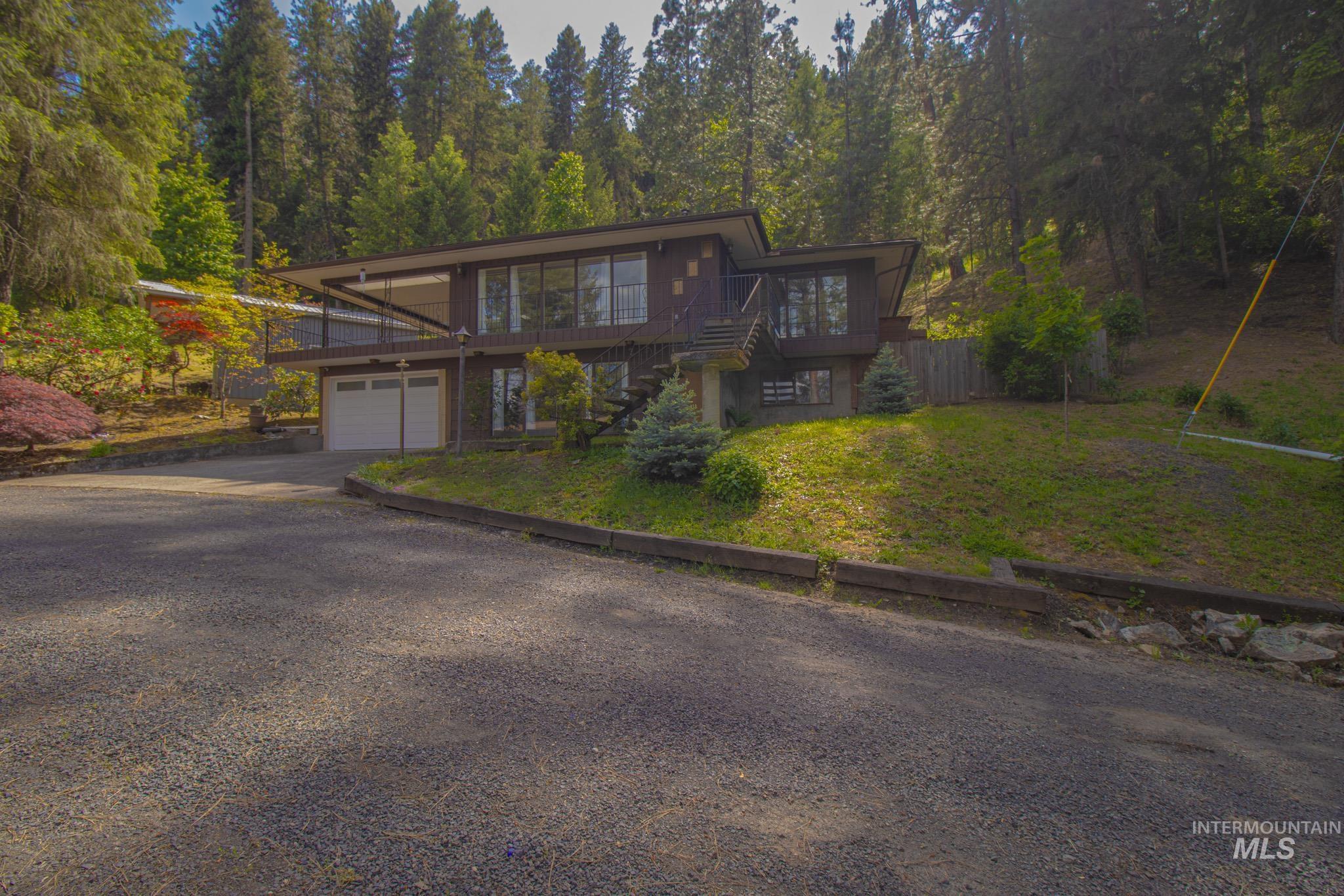 801 McArthur Dr, Orofino, Idaho 83544, 3 Bedrooms, 2 Bathrooms, Residential For Sale, Price $430,000, 98987016
