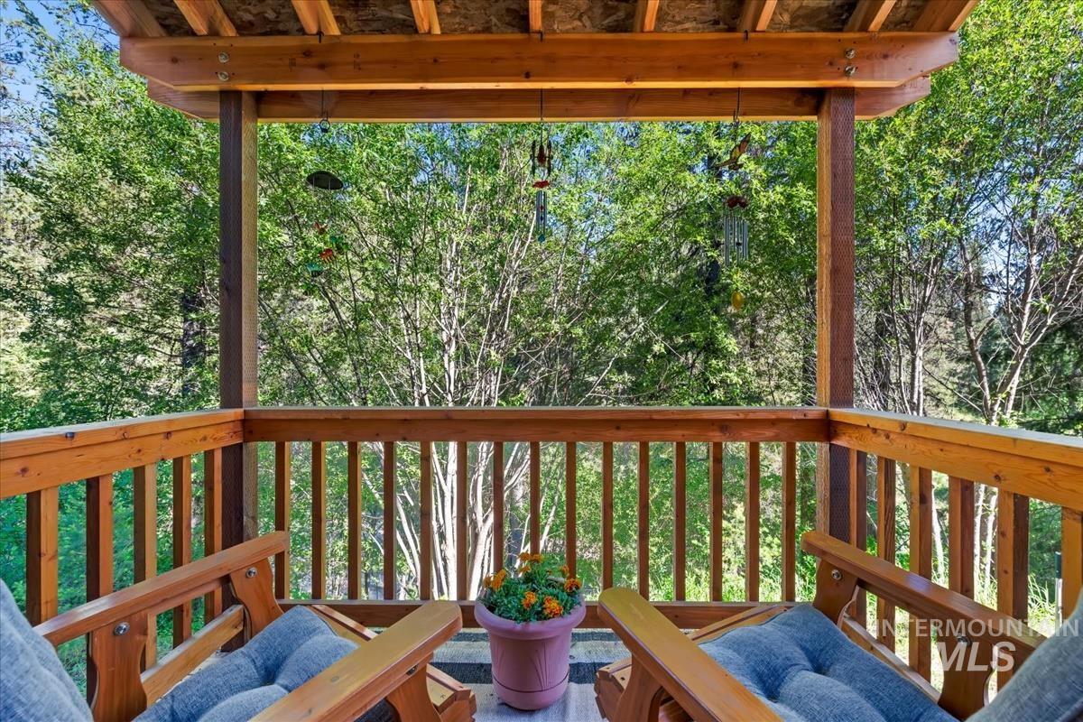 3 Sky View Ct, Garden Valley, Idaho 83622, 3 Bedrooms, 2 Bathrooms, Residential For Sale, Price $399,000, 98987017