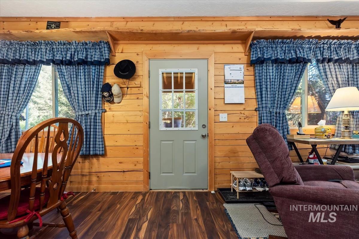 3 Sky View Ct, Garden Valley, Idaho 83622, 3 Bedrooms, 2 Bathrooms, Residential For Sale, Price $399,000, 98987017