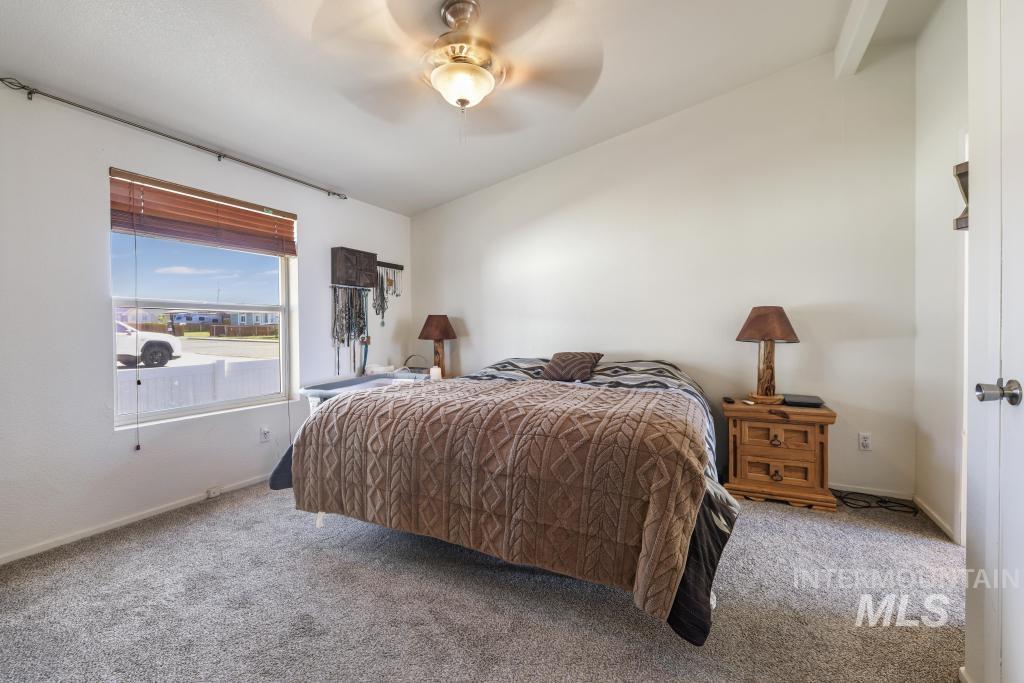 937 Katherine Street, Buhl, Idaho 83316, 3 Bedrooms, 2 Bathrooms, Residential For Sale, Price $360,000, 98987018