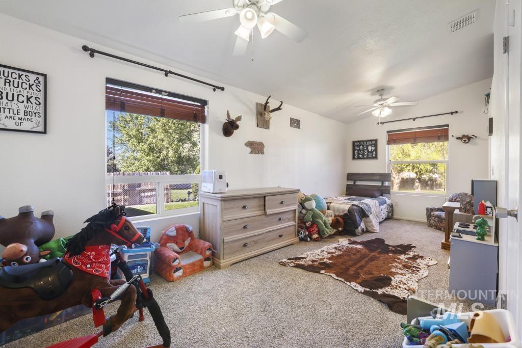 937 Katherine Street, Buhl, Idaho 83316, 3 Bedrooms, 2 Bathrooms, Residential For Sale, Price $360,000, 98987018