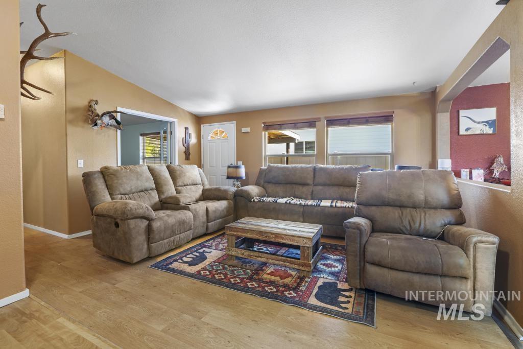937 Katherine Street, Buhl, Idaho 83316, 3 Bedrooms, 2 Bathrooms, Residential For Sale, Price $360,000, 98987018