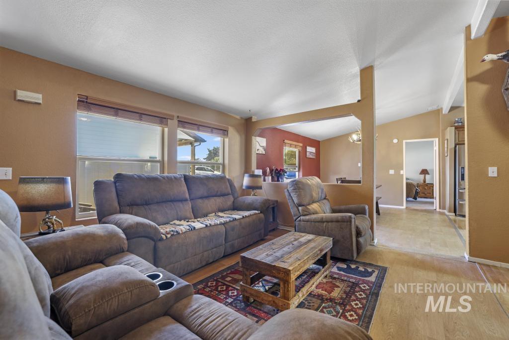 937 Katherine Street, Buhl, Idaho 83316, 3 Bedrooms, 2 Bathrooms, Residential For Sale, Price $360,000, 98987018