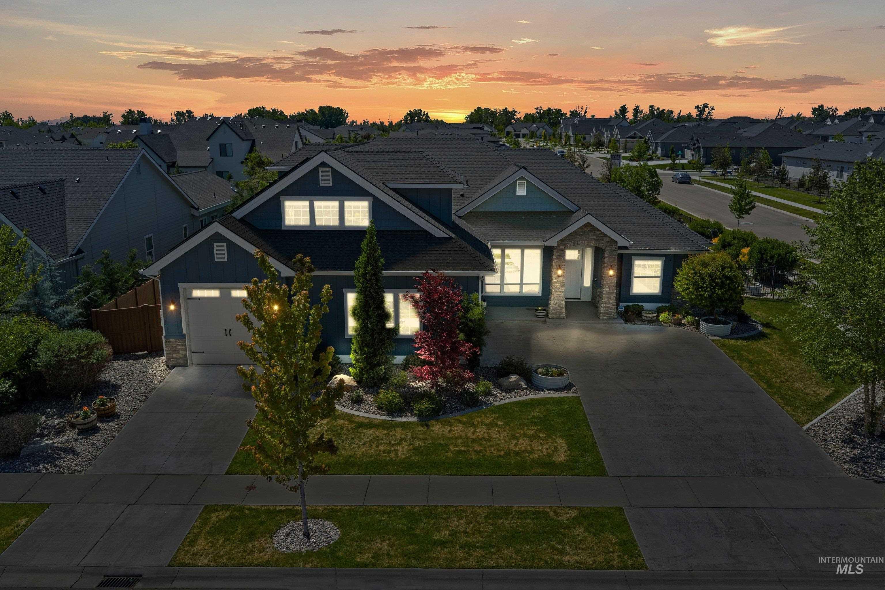2559 N Synergy Ave., Eagle, Idaho 83616, 4 Bedrooms, 3.5 Bathrooms, Residential For Sale, Price $1,170,000, 98987021
