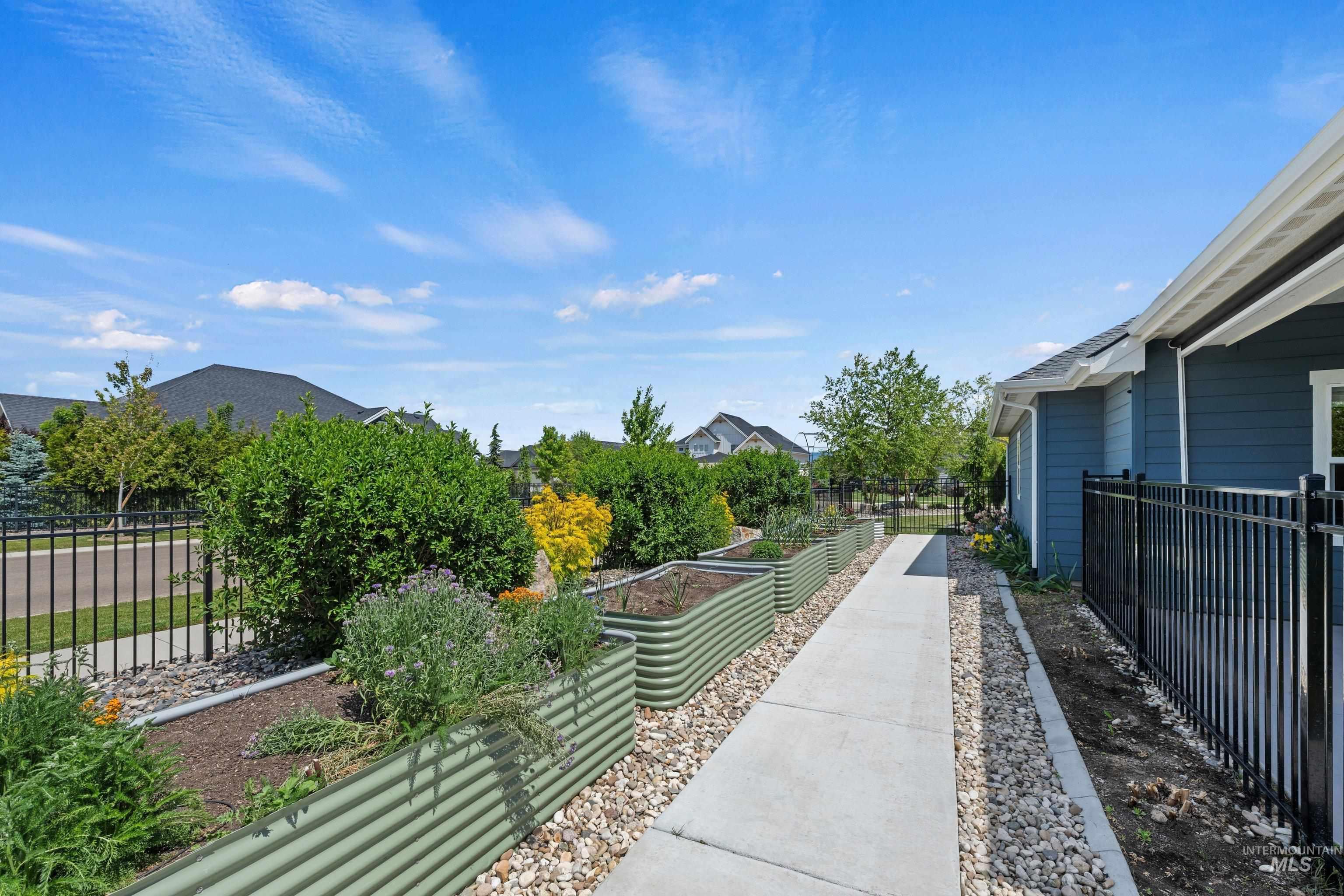 2559 N Synergy Ave., Eagle, Idaho 83616, 4 Bedrooms, 3.5 Bathrooms, Residential For Sale, Price $1,170,000, 98987021