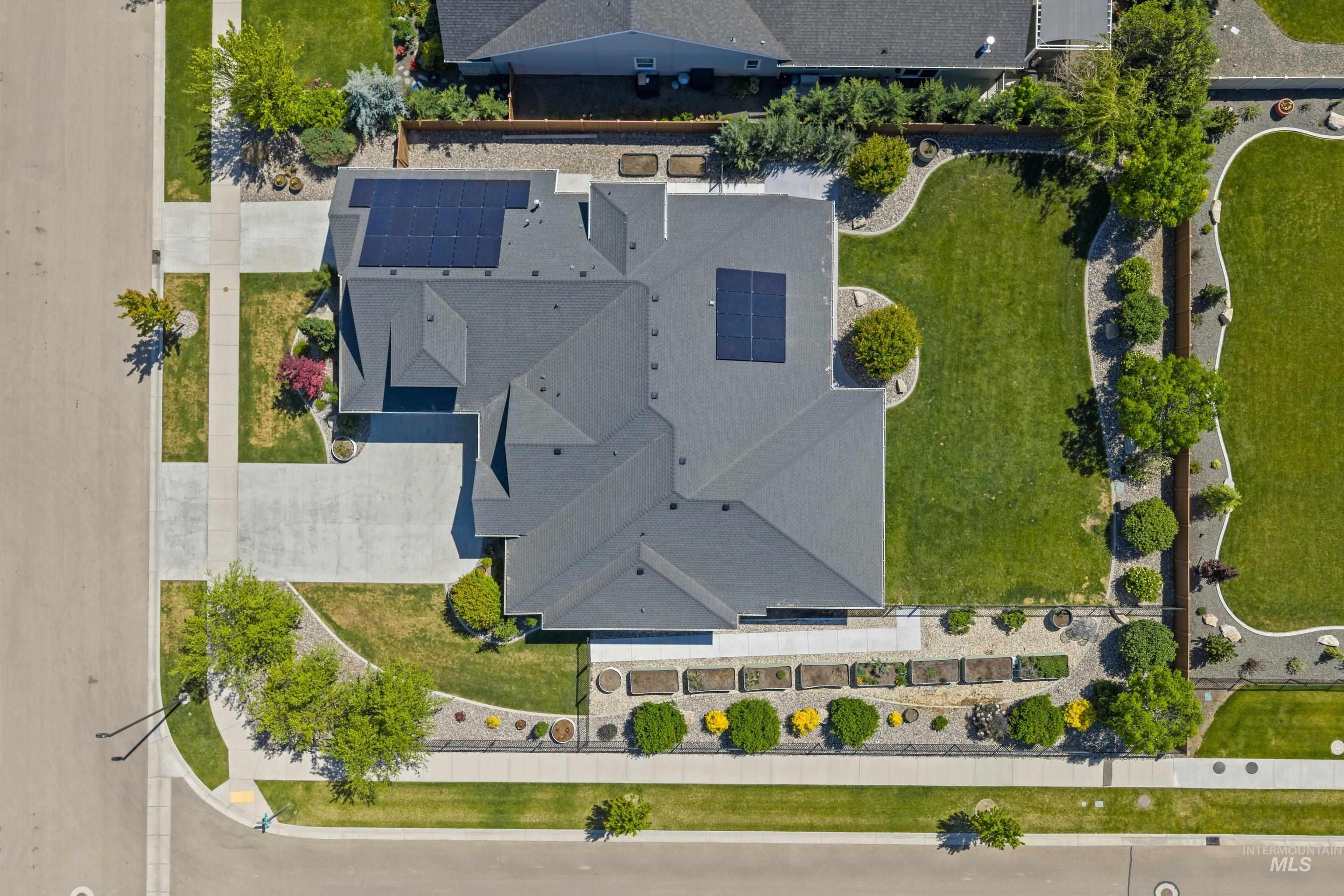 2559 N Synergy Ave., Eagle, Idaho 83616, 4 Bedrooms, 3.5 Bathrooms, Residential For Sale, Price $1,170,000, 98987021