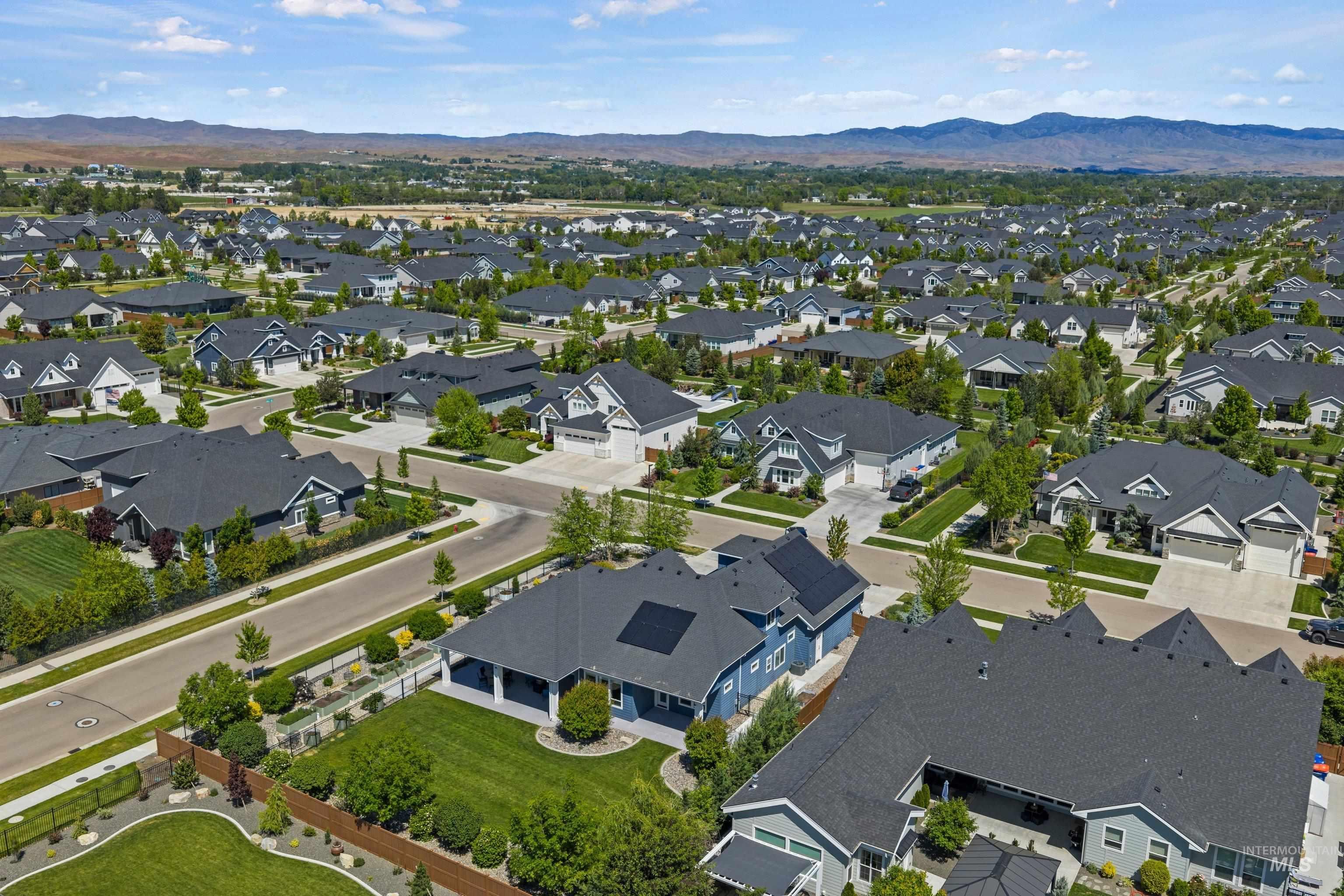 2559 N Synergy Ave., Eagle, Idaho 83616, 4 Bedrooms, 3.5 Bathrooms, Residential For Sale, Price $1,170,000, 98987021