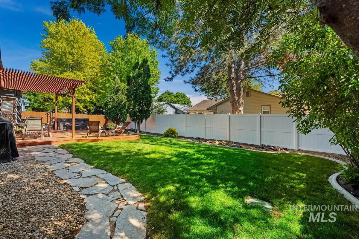 2605 W Leonard St, Meridian, Idaho 83642, 3 Bedrooms, 2 Bathrooms, Residential For Sale, Price $475,000, 98987026