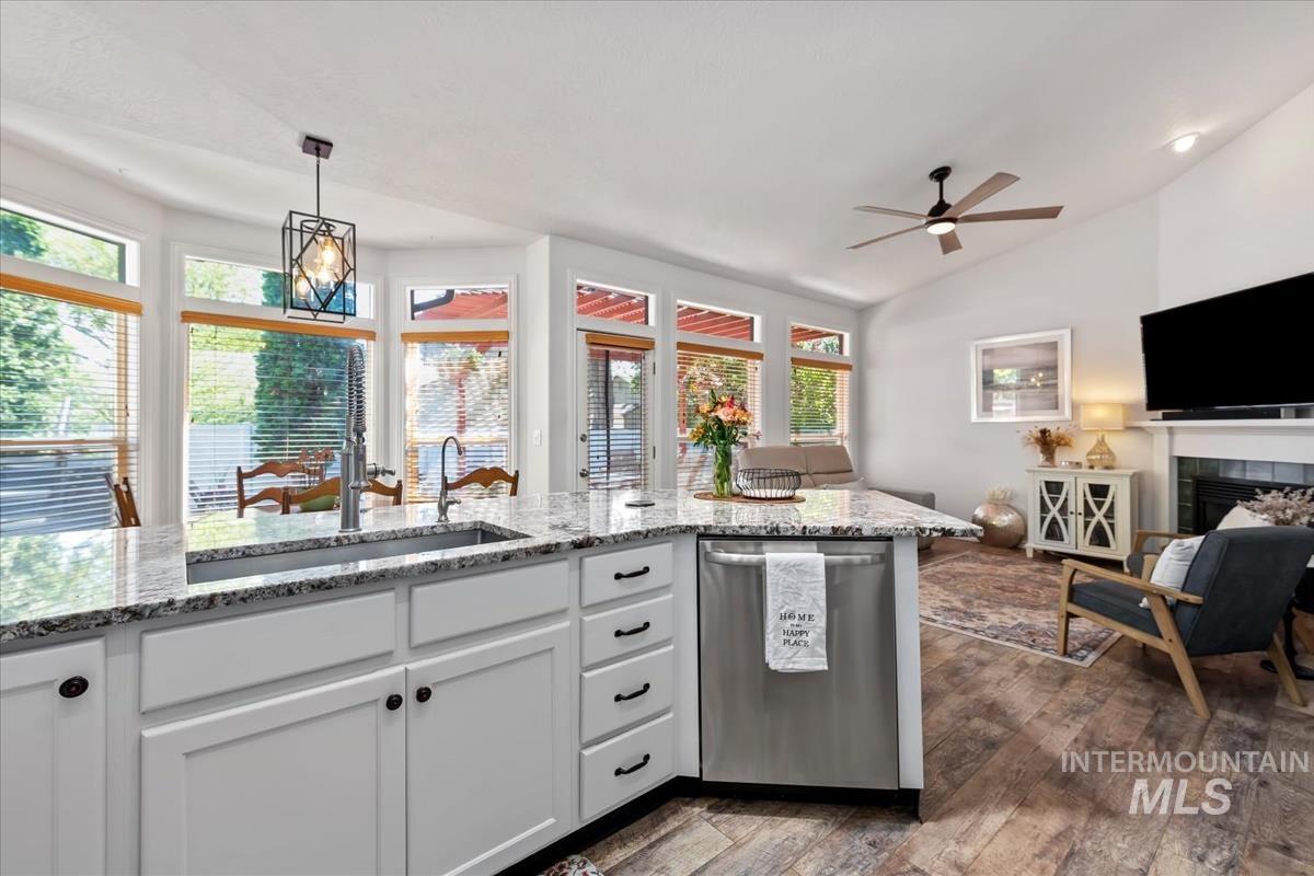 2605 W Leonard St, Meridian, Idaho 83642, 3 Bedrooms, 2 Bathrooms, Residential For Sale, Price $475,000, 98987026