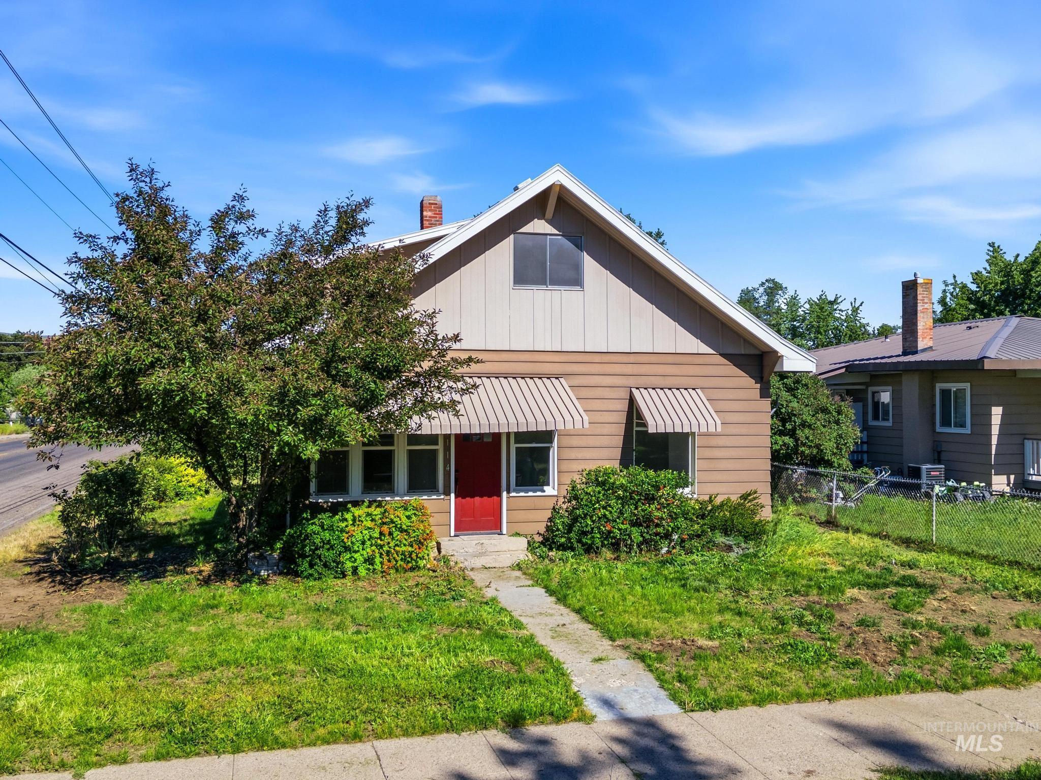 1114 W 4th St, Weiser, Idaho 83672, 3 Bedrooms, 2 Bathrooms, Residential For Sale, Price $330,000, 98987032