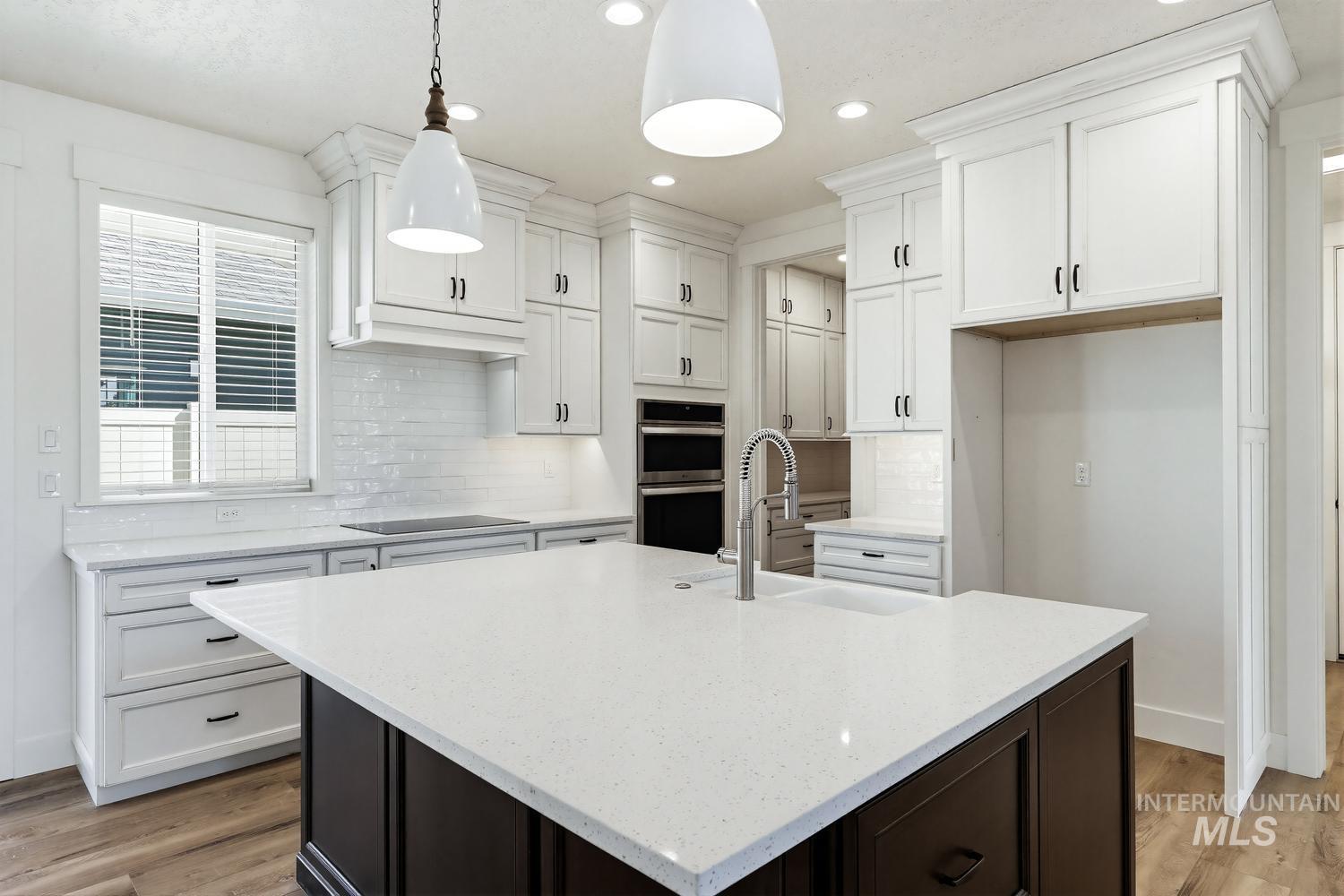 1400 W Caravan St, Kuna, Idaho 83634, 4 Bedrooms, 2.5 Bathrooms, Residential For Sale, Price $679,900, 98987034