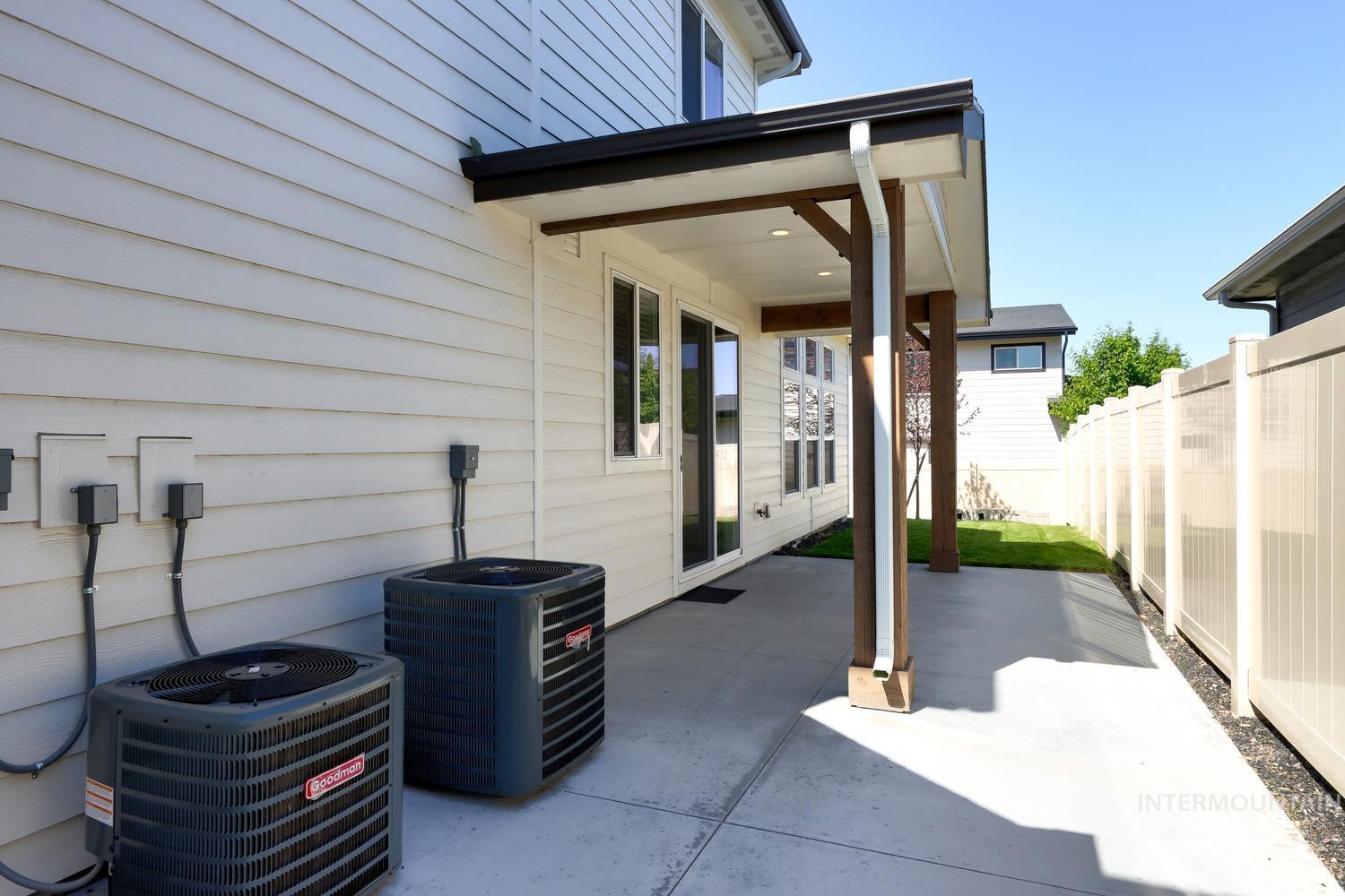 1400 W Caravan St, Kuna, Idaho 83634, 4 Bedrooms, 2.5 Bathrooms, Residential For Sale, Price $679,900, 98987034