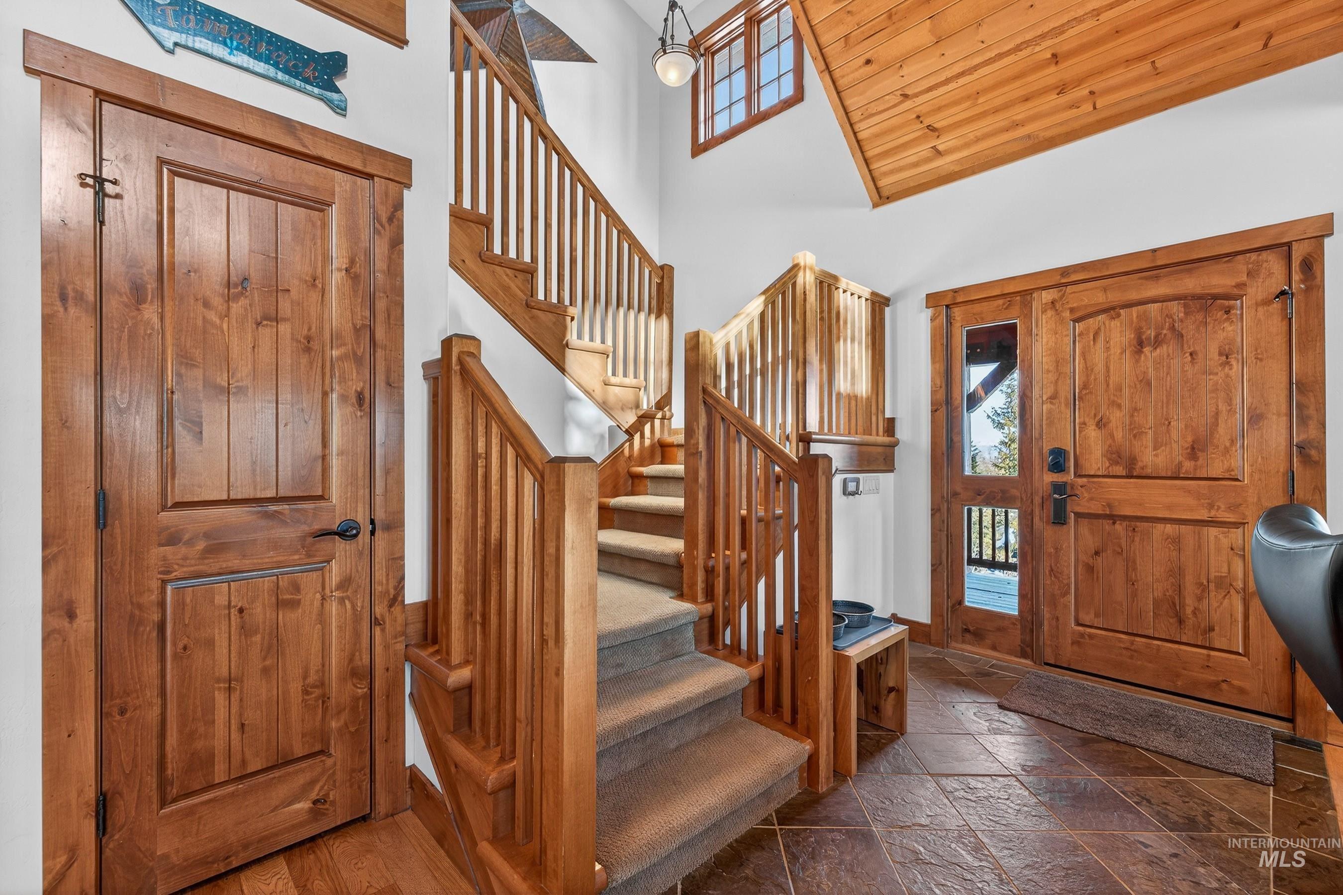 28 Francois Court, Donnelly, Idaho 83615, 4 Bedrooms, 4 Bathrooms, Residential For Sale, Price $1,975,000, 98987035