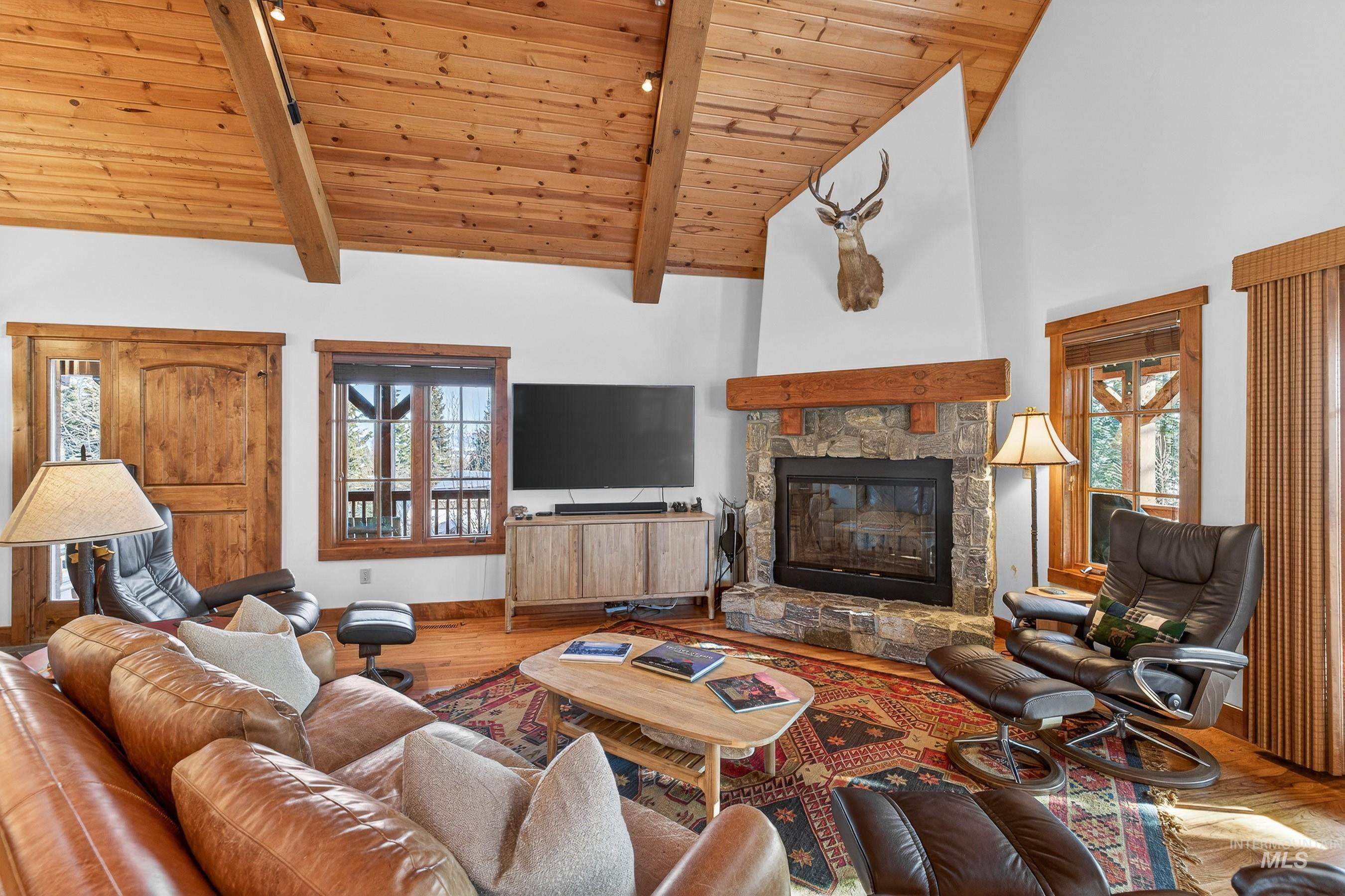 28 Francois Court, Donnelly, Idaho 83615, 4 Bedrooms, 4 Bathrooms, Residential For Sale, Price $1,975,000, 98987035