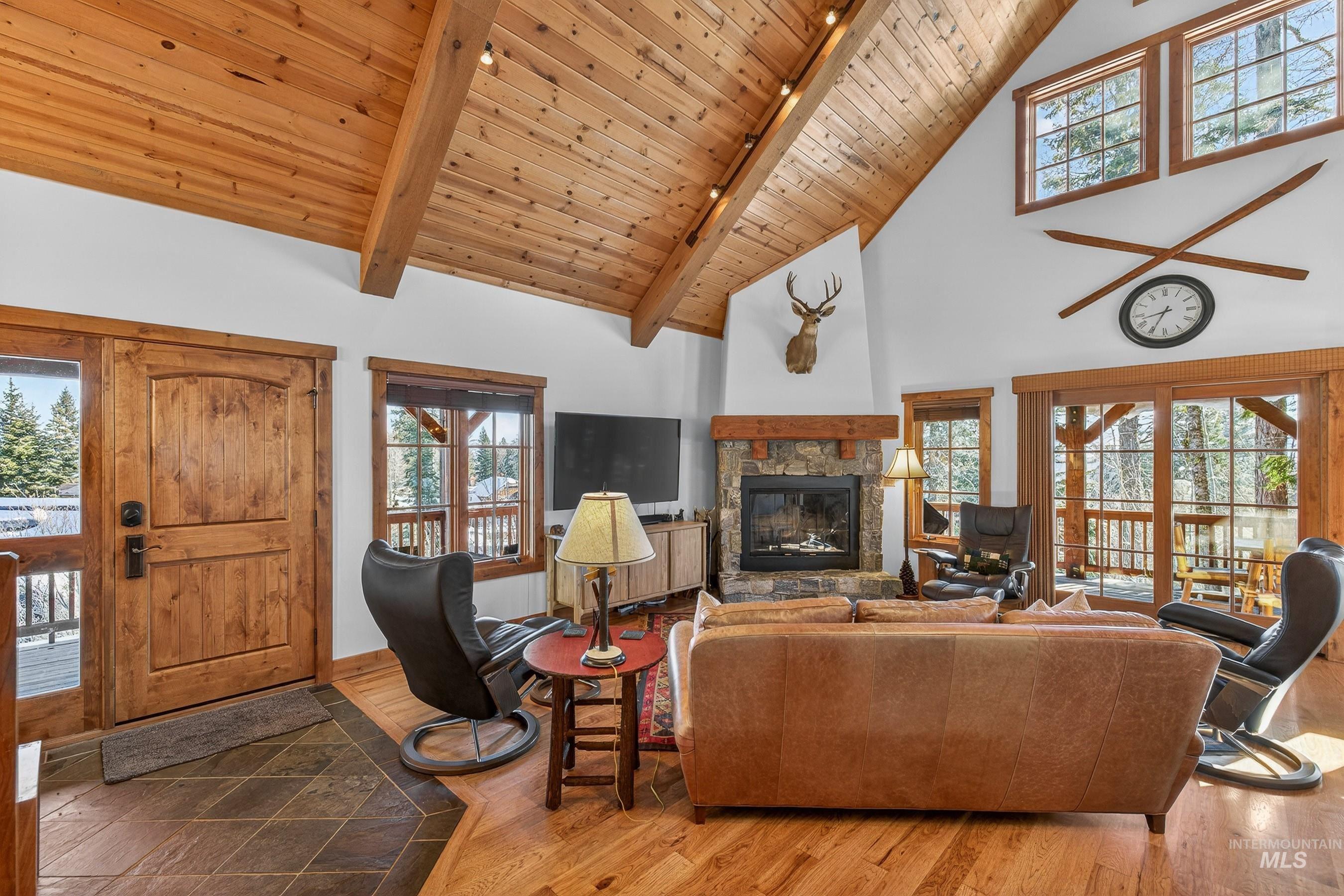28 Francois Court, Donnelly, Idaho 83615, 4 Bedrooms, 4 Bathrooms, Residential For Sale, Price $1,975,000, 98987035